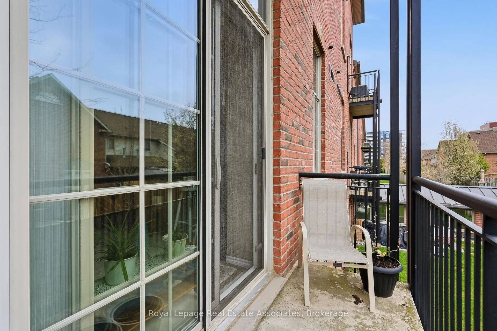 Photo 24 of Unit 216, 262 Dundas Street E, Hamilton, Waterdown — HOMEH