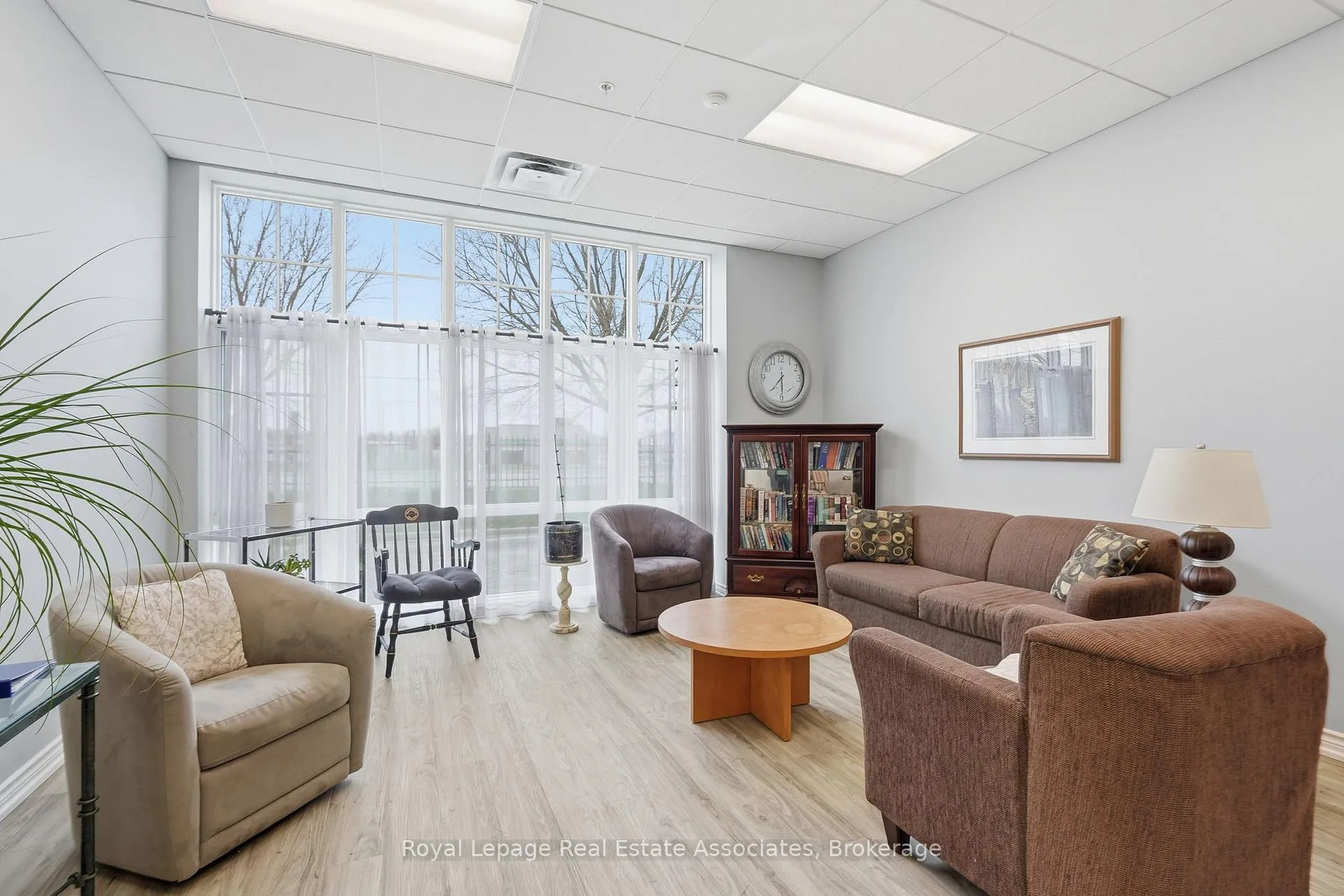 Photo 35 of Unit 216, 262 Dundas Street E, Hamilton, Waterdown — HOMEH