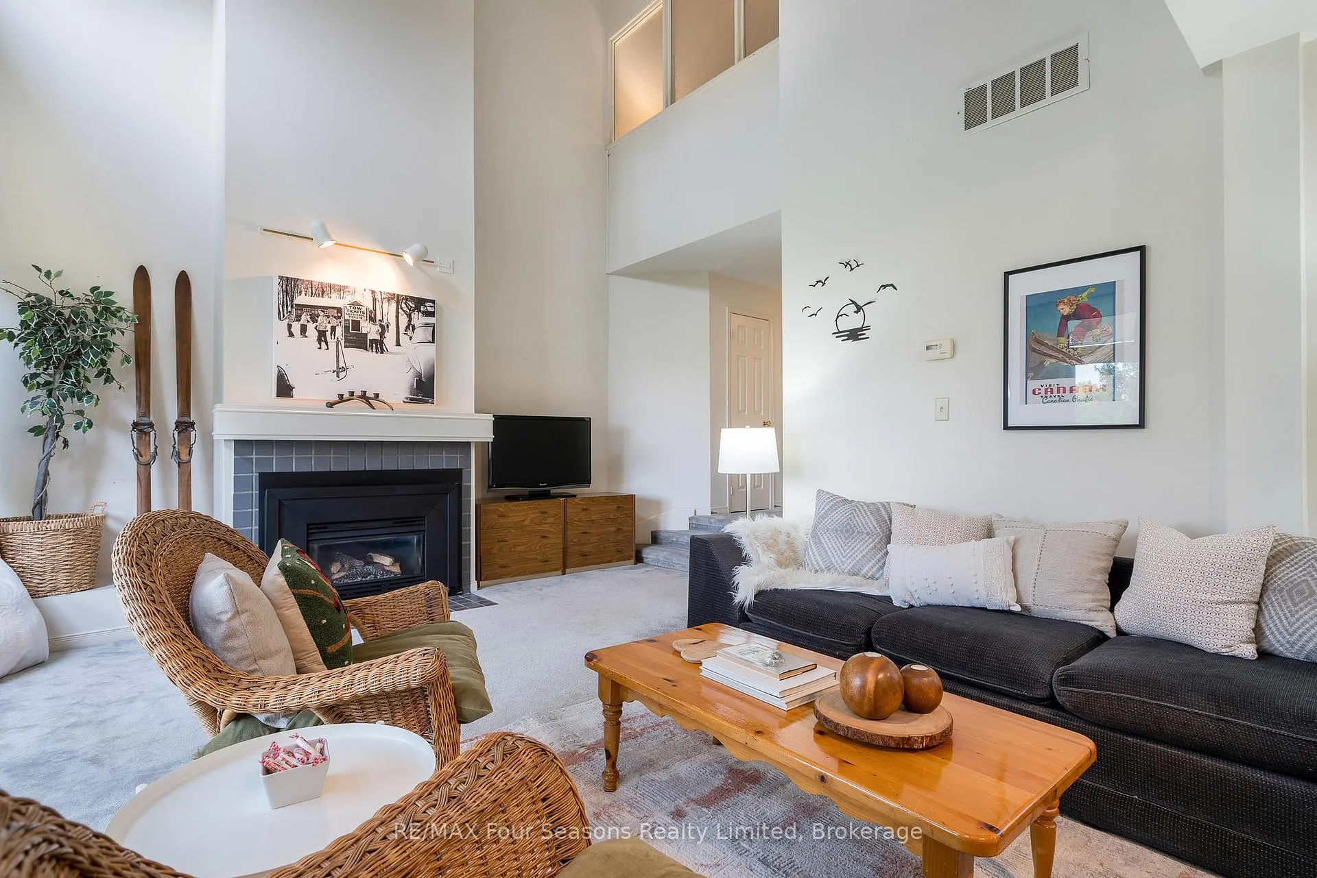 Photo 11 of Unit 113, 107 Wintergreen Place, Blue Mountains — HOMEH
