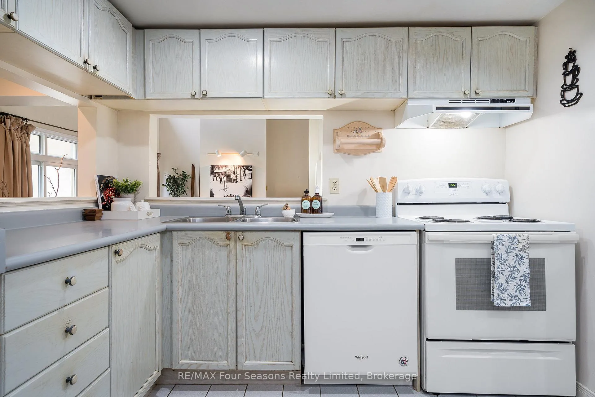 Photo 16 of Unit 113, 107 Wintergreen Place, Blue Mountains — HOMEH