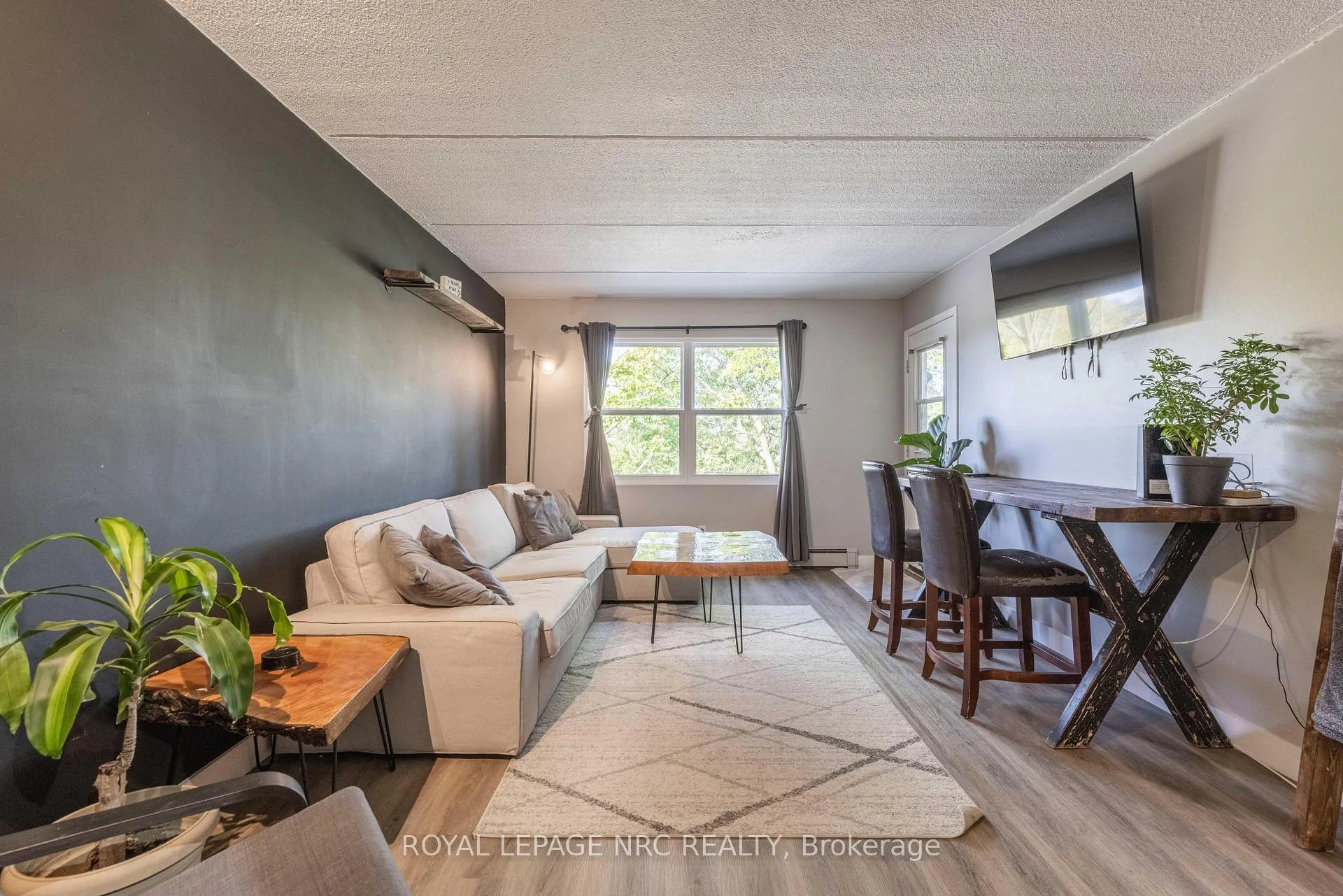 Photo 2 of Unit 207, 41 Rykert Street, St. Catharines, Western Hill — HOMEH