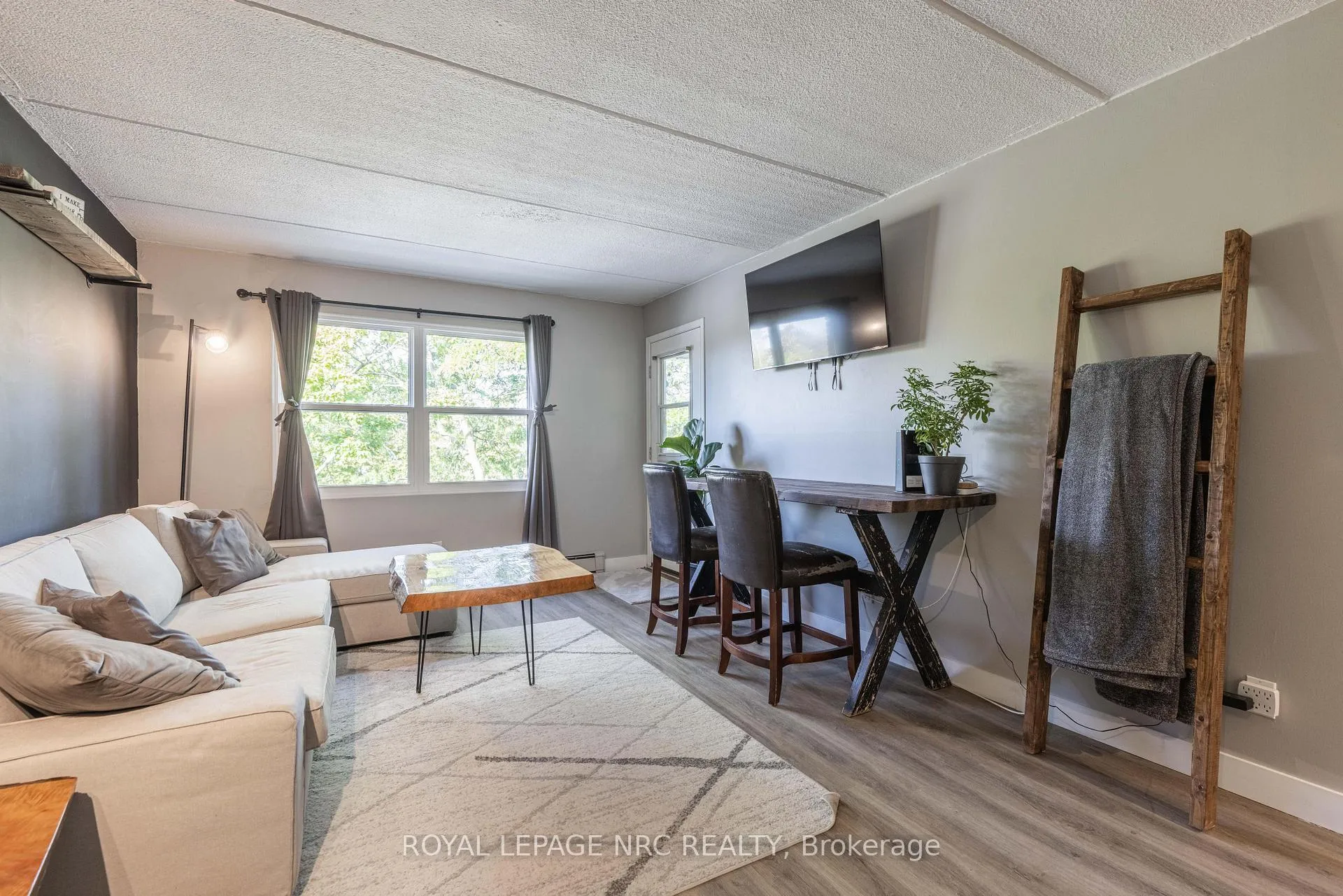 Photo 3 of Unit 207, 41 Rykert Street, St. Catharines, Western Hill — HOMEH