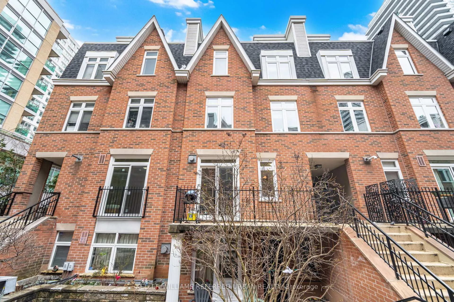 Front of Unit 25, 83 Lillian Street