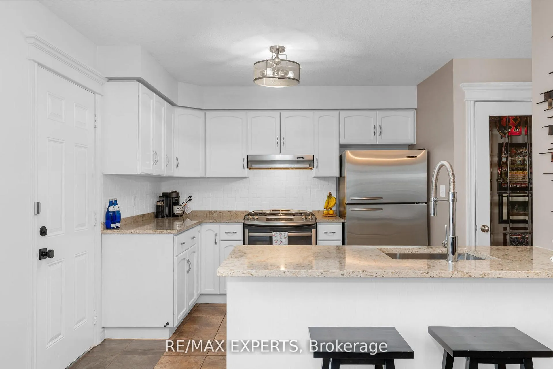 Photo 5 of 418 Main Street S, Guelph/Eramosa, Rockwood — HOMEH