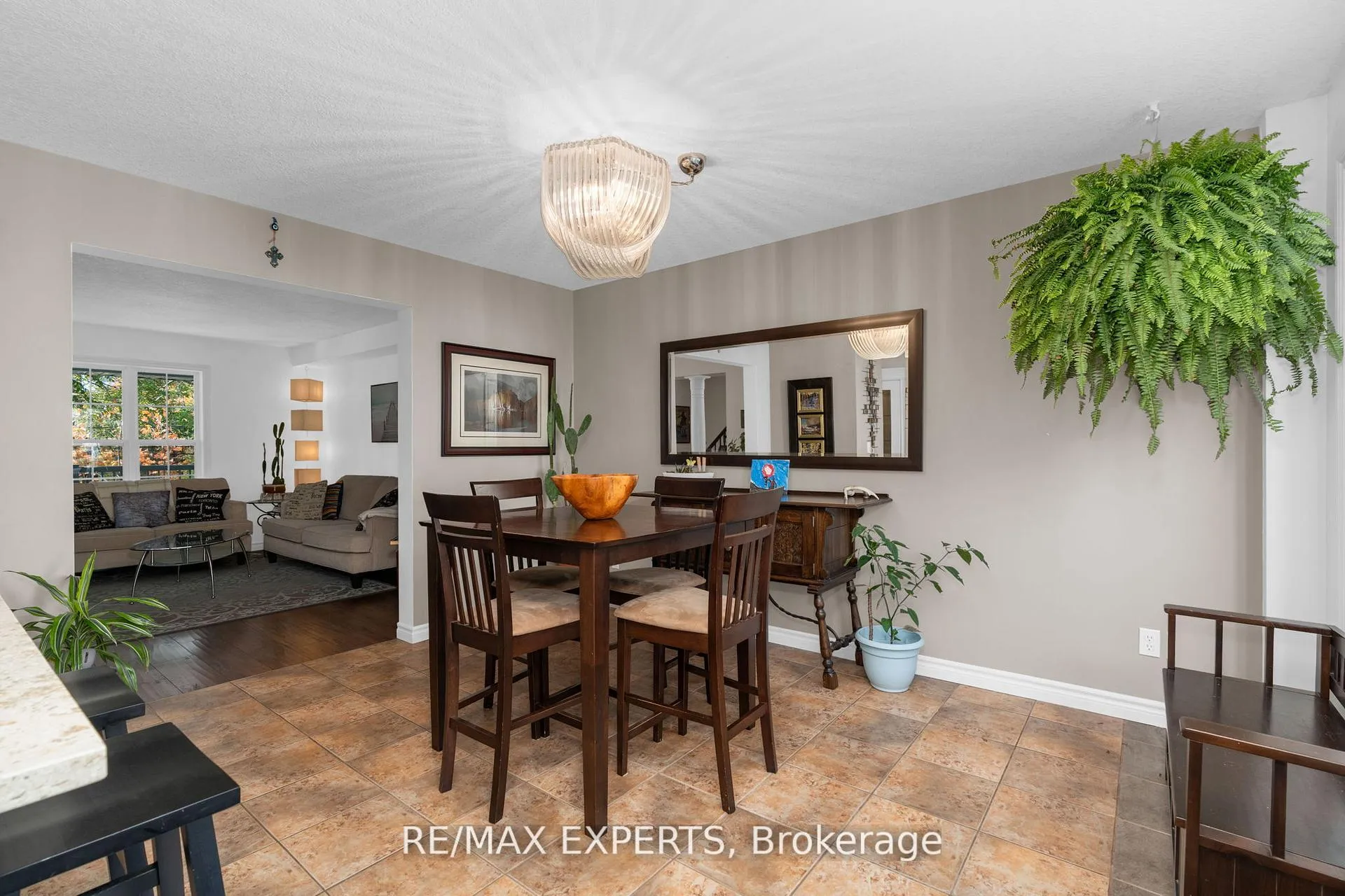 Photo 9 of 418 Main Street S, Guelph/Eramosa, Rockwood — HOMEH