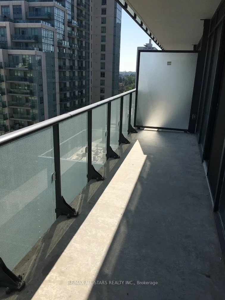 Photo 2 of Unit 907, 185 Roehampton Avenue, Toronto, Mount Pleasant West — HOMEH