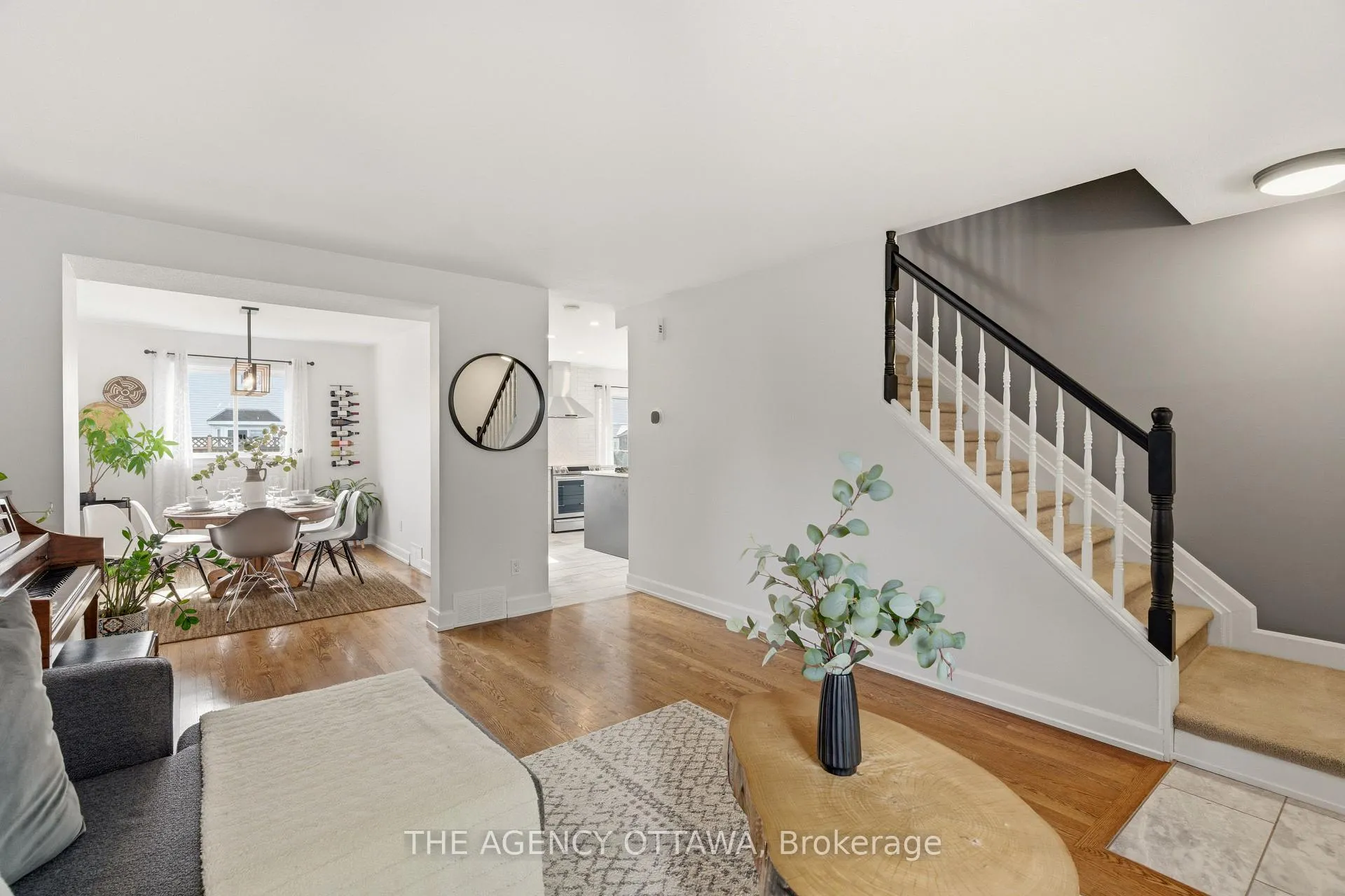 Photo 8 of 1625 Bottriell Way, Ottawa, Fallingbrook/Pineridge — HOMEH