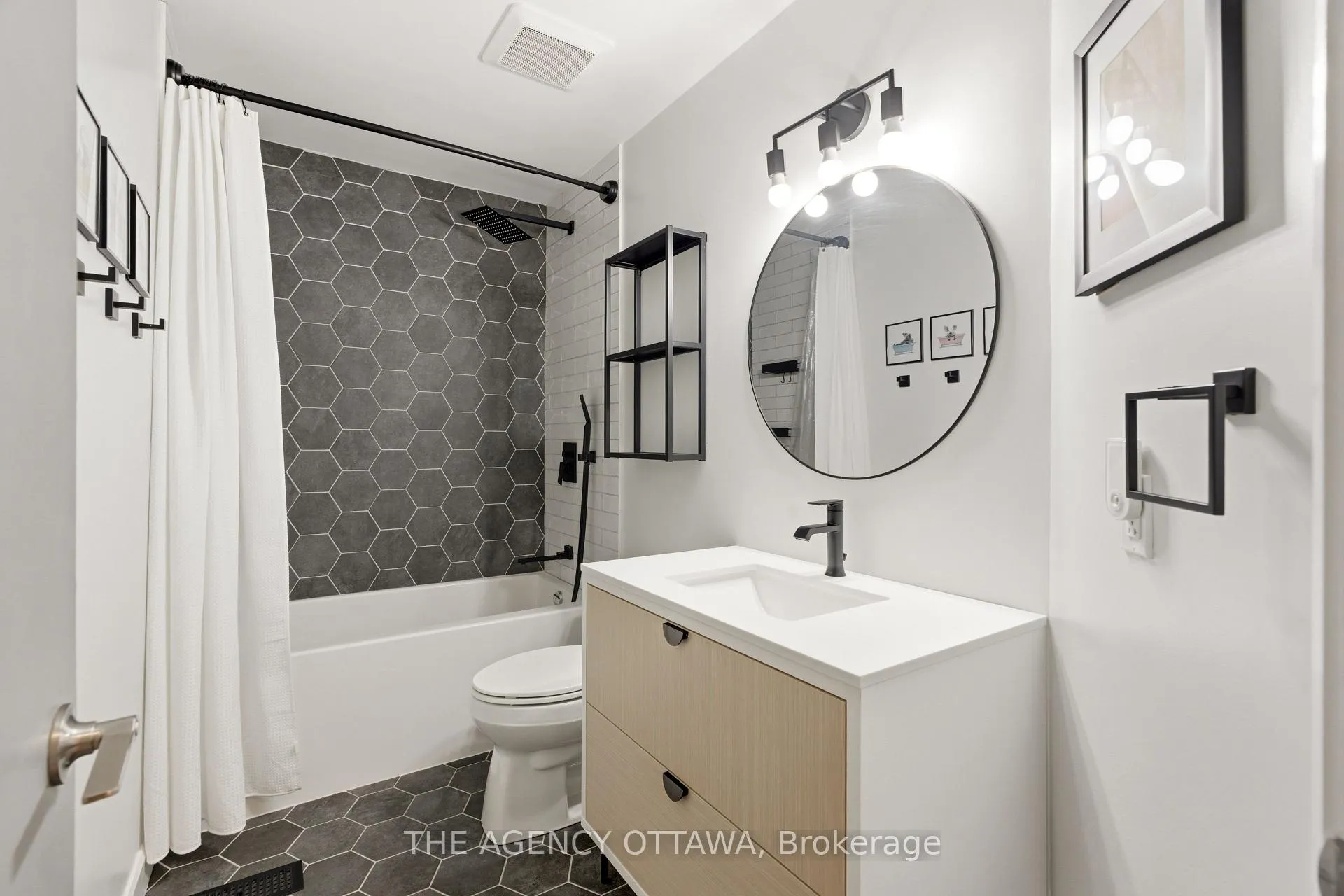 Photo 23 of 1625 Bottriell Way, Ottawa, Fallingbrook/Pineridge — HOMEH