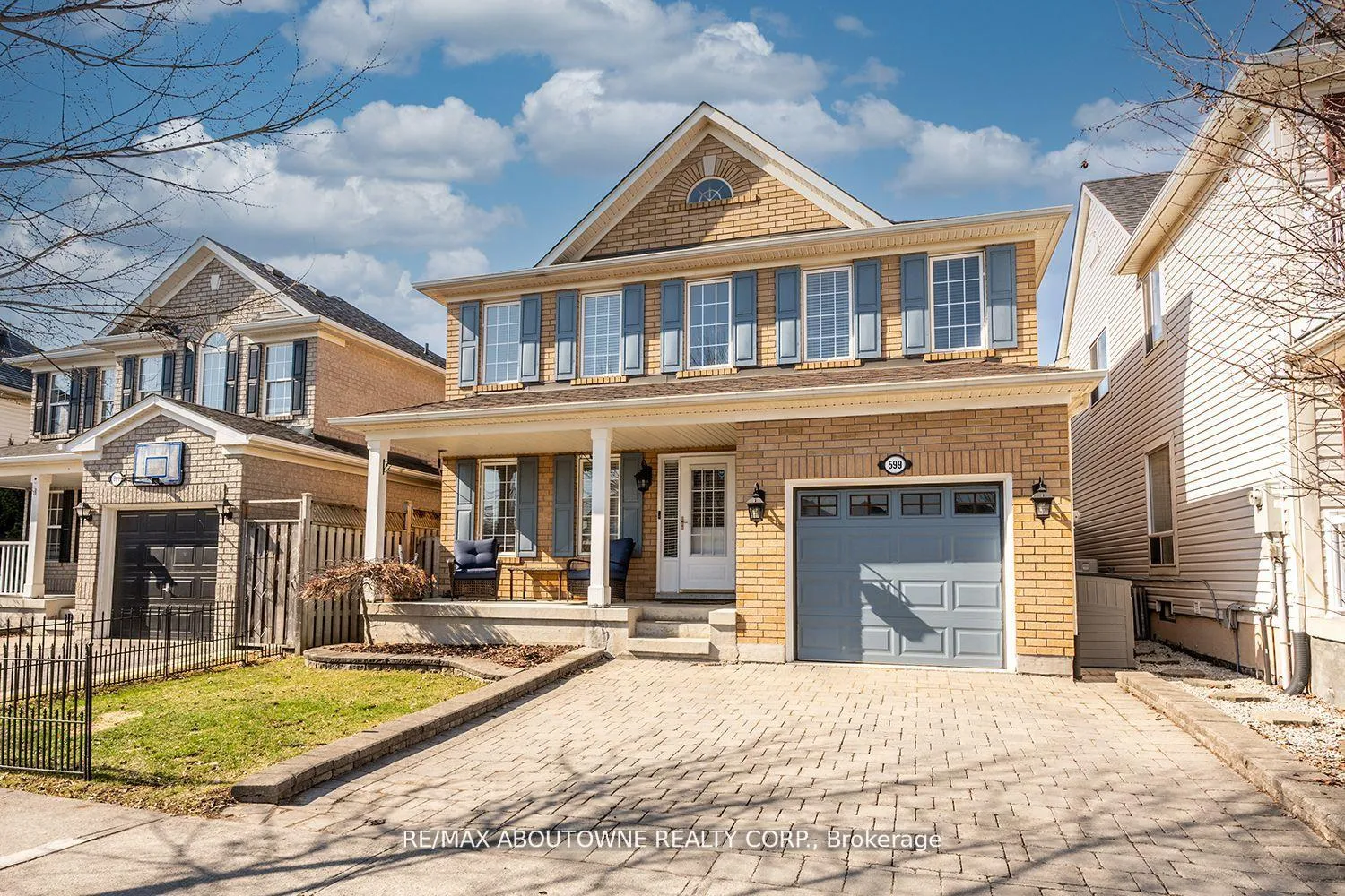 Photo 1 of 599 Caverhill Crescent, Milton, Clarke — HOMEH
