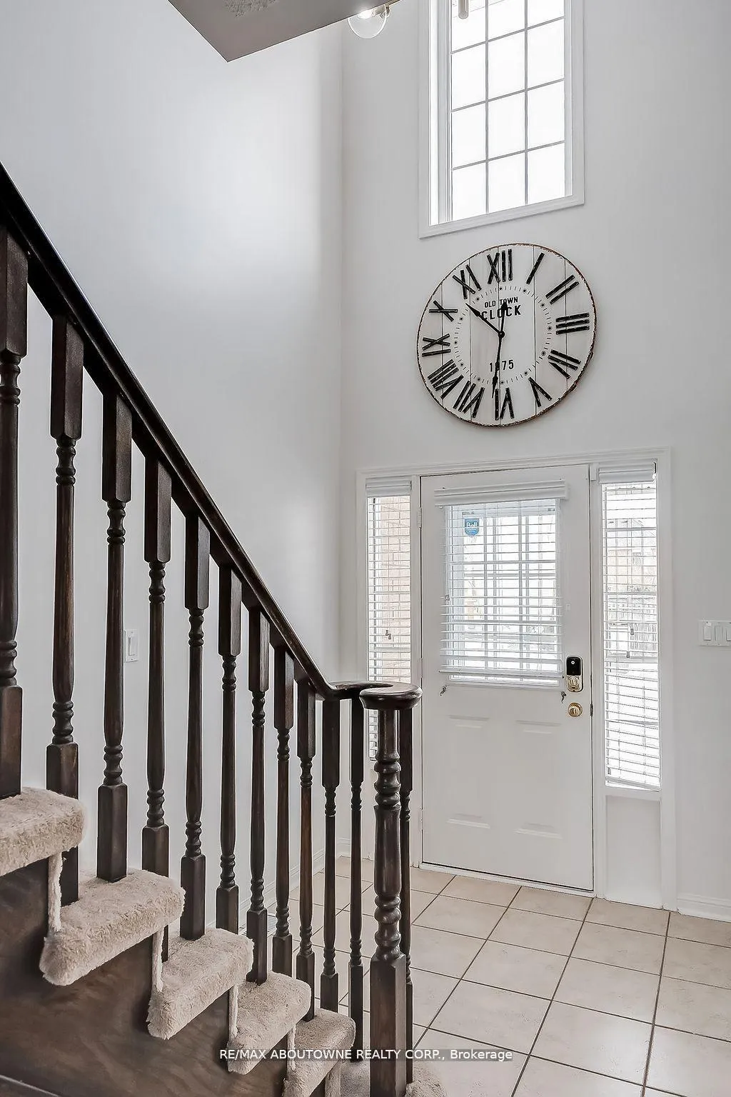 Photo 3 of 599 Caverhill Crescent, Milton, Clarke — HOMEH