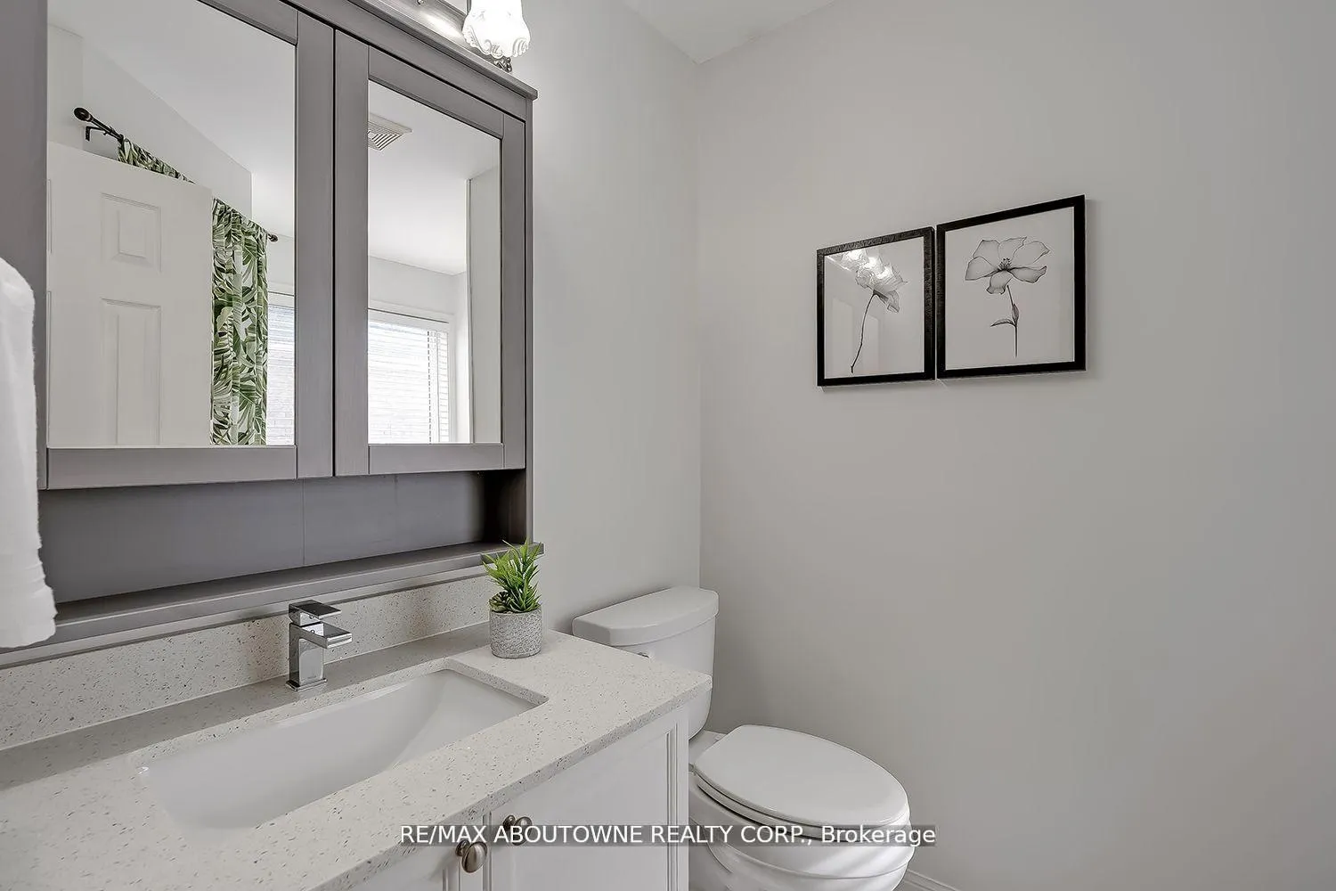 Photo 21 of 599 Caverhill Crescent, Milton, Clarke — HOMEH