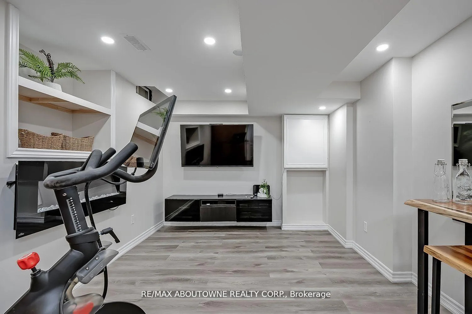 Photo 32 of 599 Caverhill Crescent, Milton, Clarke — HOMEH