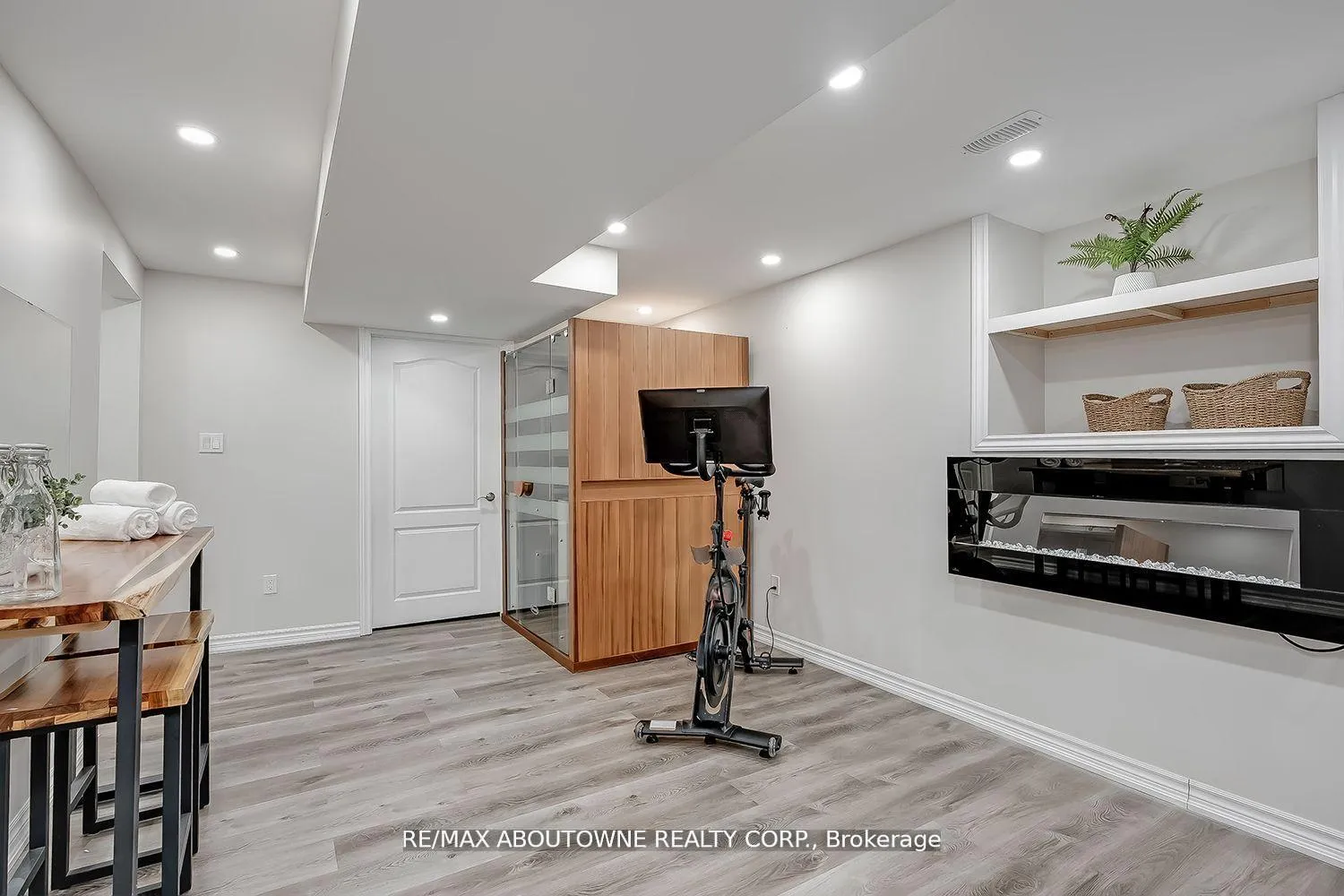 Photo 33 of 599 Caverhill Crescent, Milton, Clarke — HOMEH