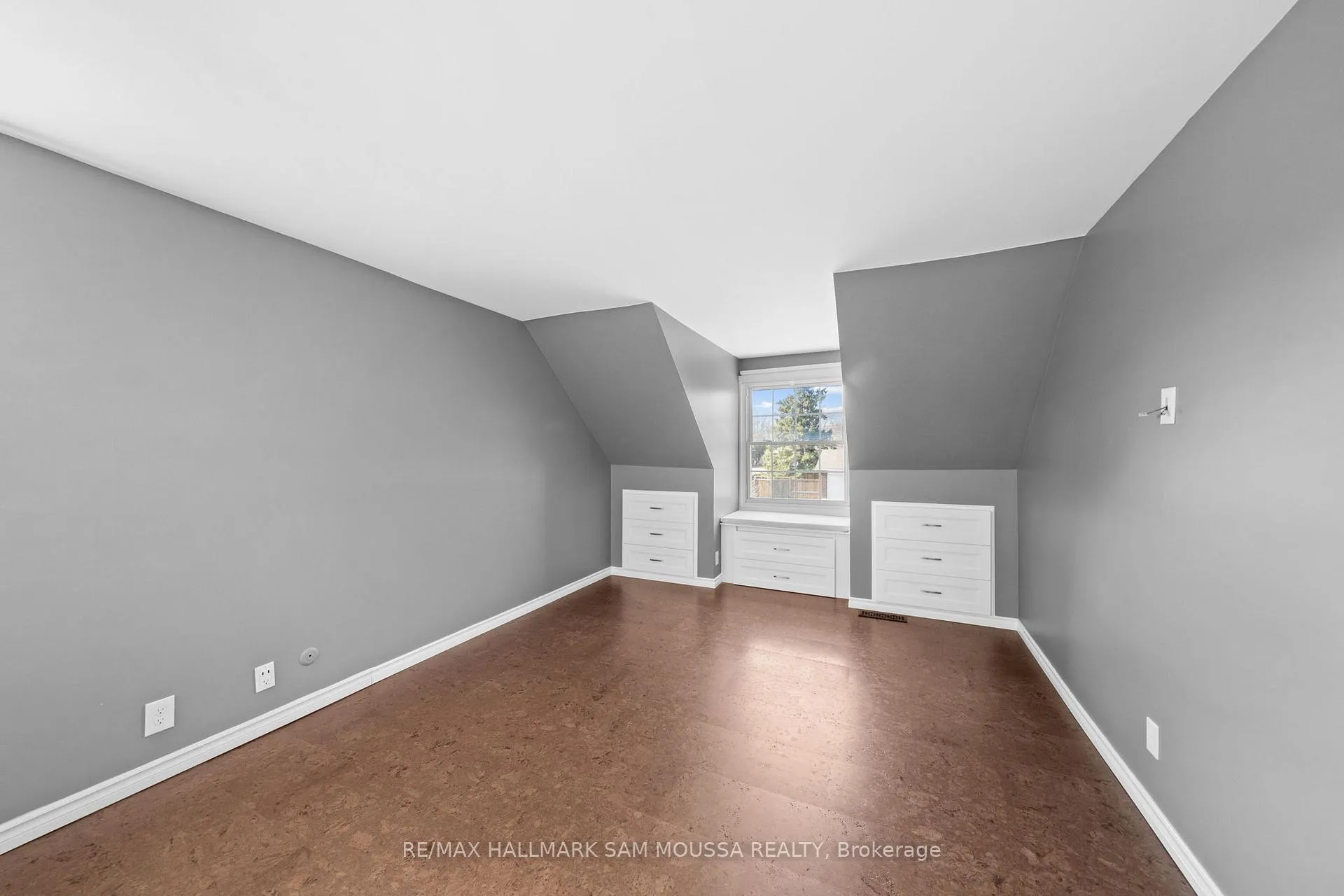 Photo 21 of 2750 Consul Avenue, Ottawa, Bruce Farm/Graham Park/Qualicum/Bellands — HOMEH