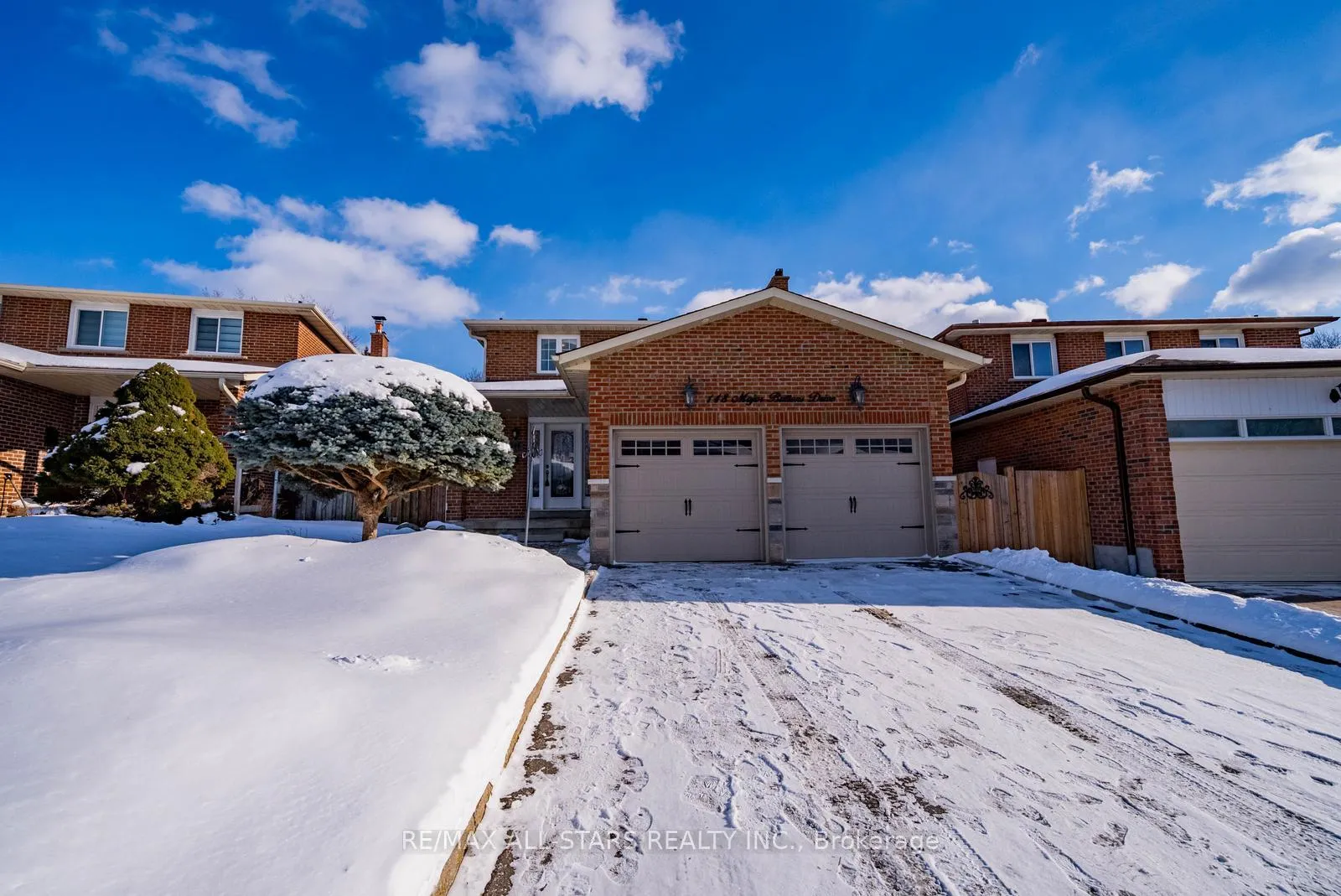 Photo 1 of 148 Major Buttons Drive, Markham, Sherwood-Amberglen — HOMEH