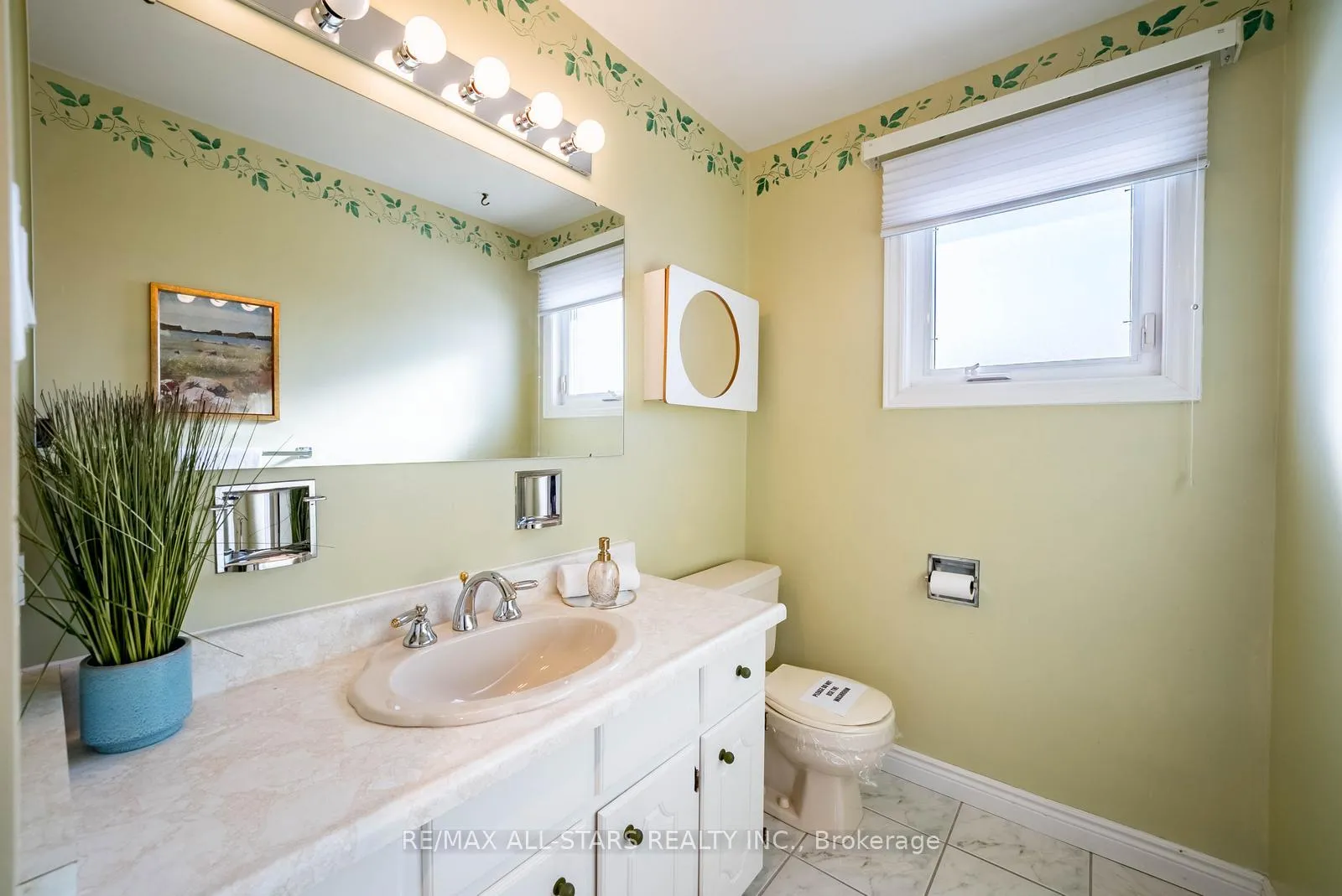 Photo 20 of 148 Major Buttons Drive, Markham, Sherwood-Amberglen — HOMEH