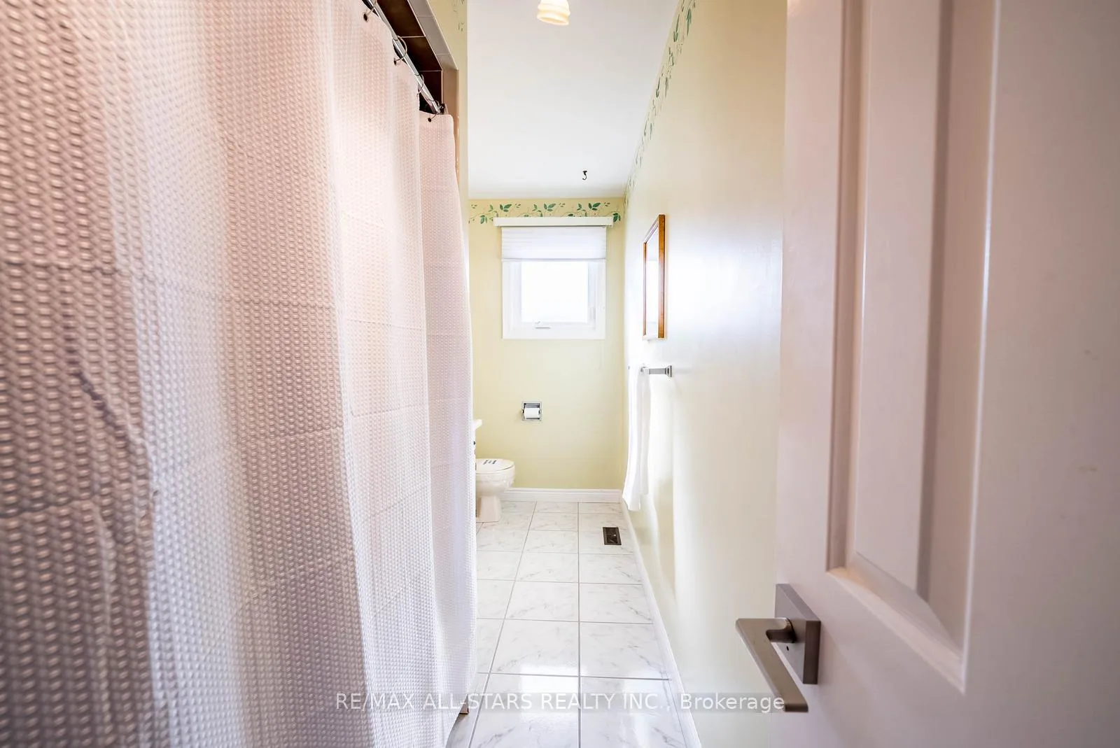 Photo 21 of 148 Major Buttons Drive, Markham, Sherwood-Amberglen — HOMEH