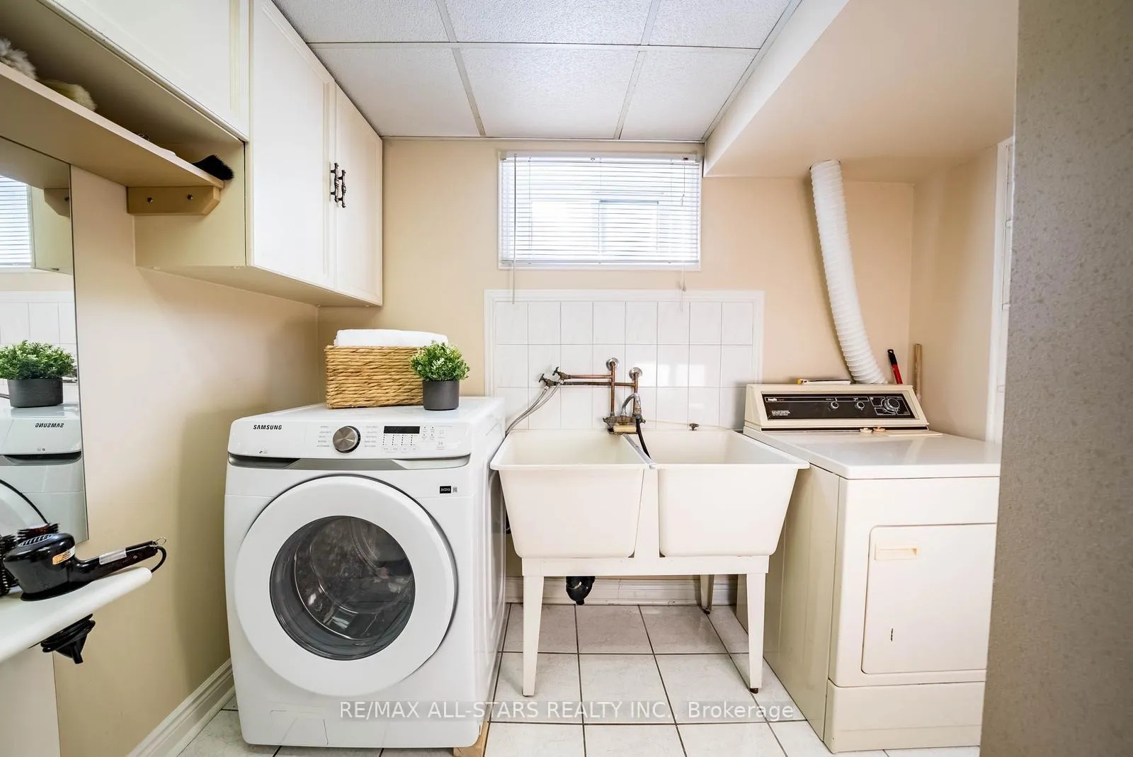 Photo 31 of 148 Major Buttons Drive, Markham, Sherwood-Amberglen — HOMEH
