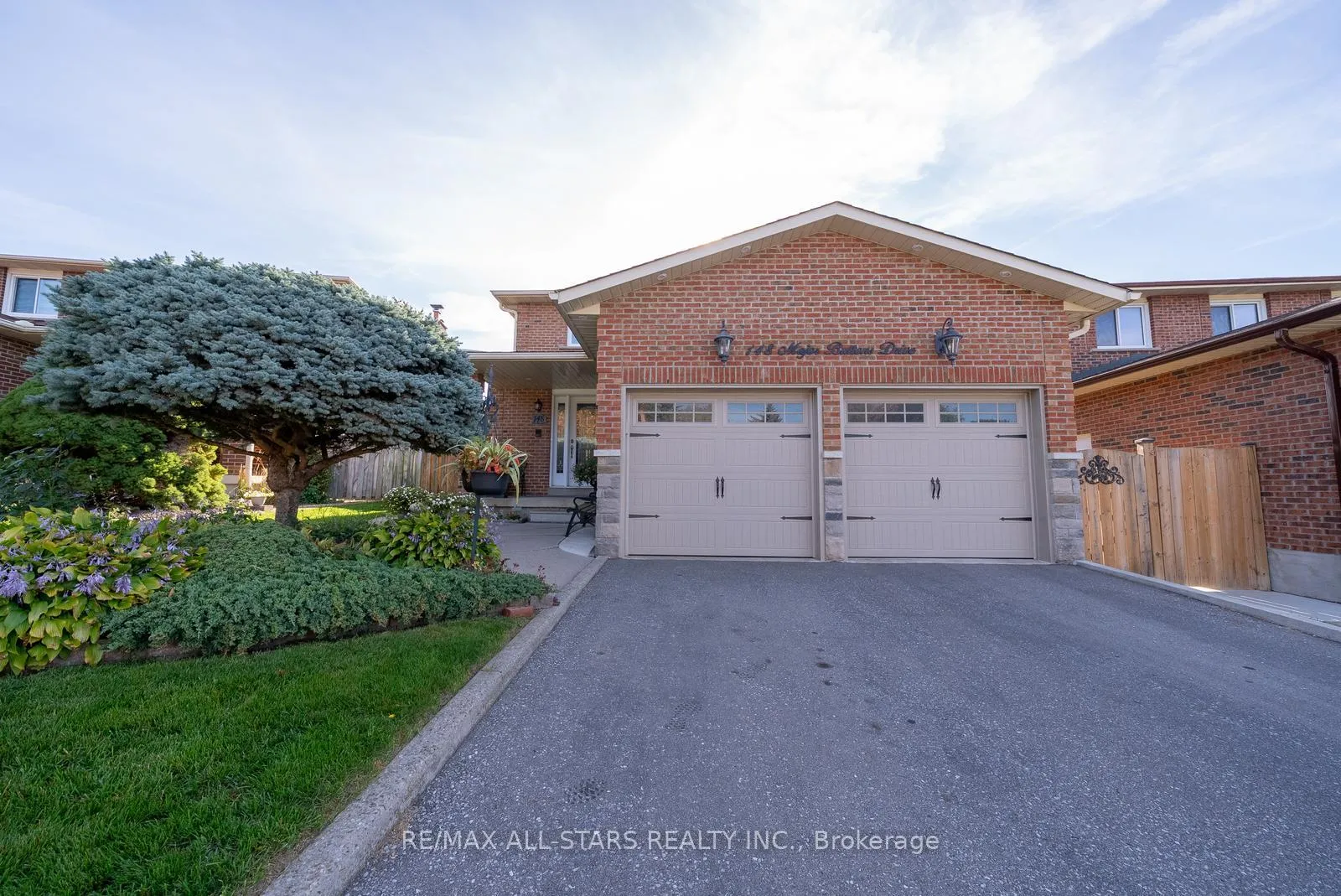 Photo 38 of 148 Major Buttons Drive, Markham, Sherwood-Amberglen — HOMEH