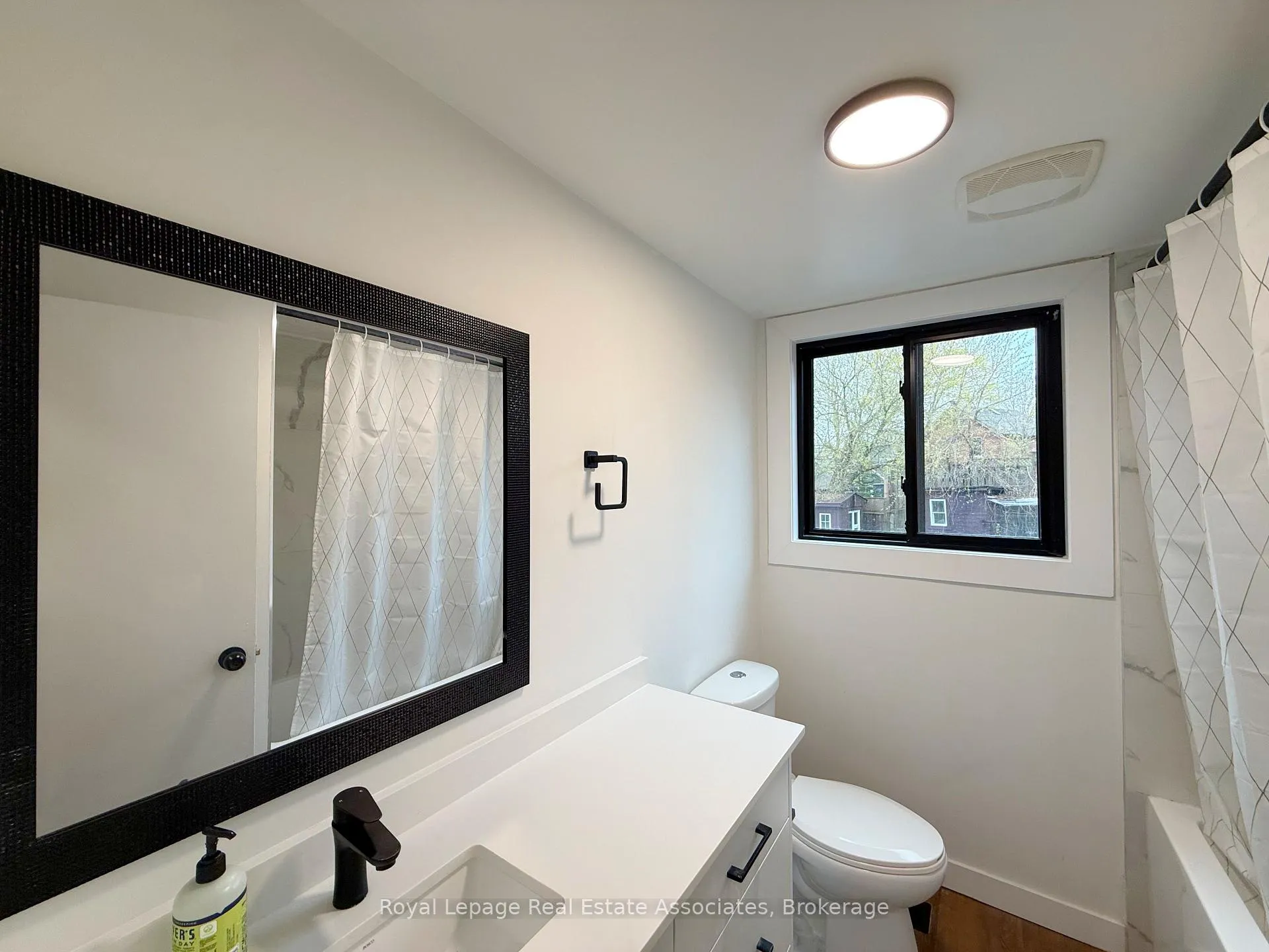 Photo 10 of Unit 3, 171 Huron Street, Guelph, St. Patrick's Ward — HOMEH