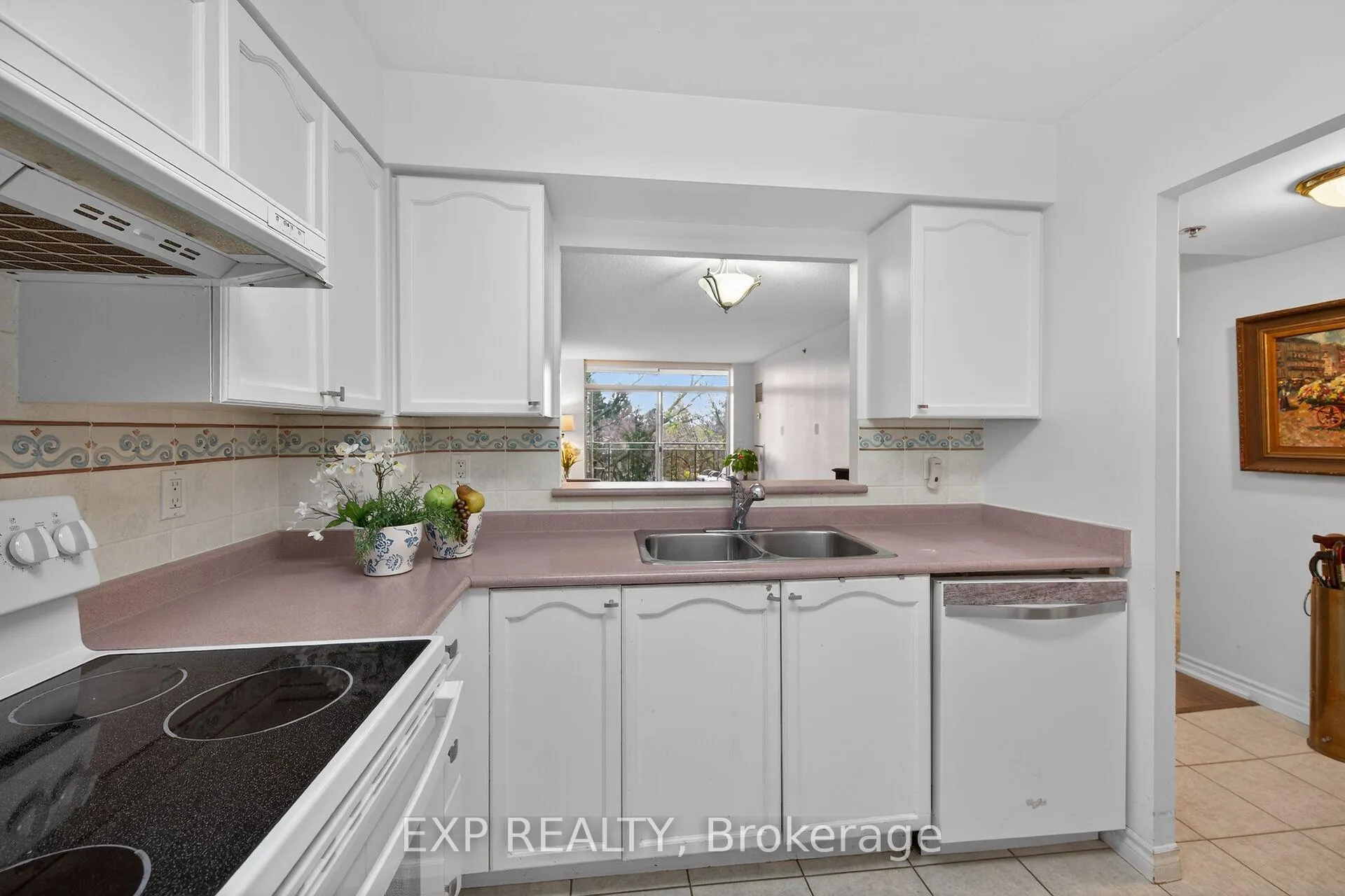 Photo 8 of Unit 1410, 100 Burloak Drive, Burlington, Appleby — HOMEH