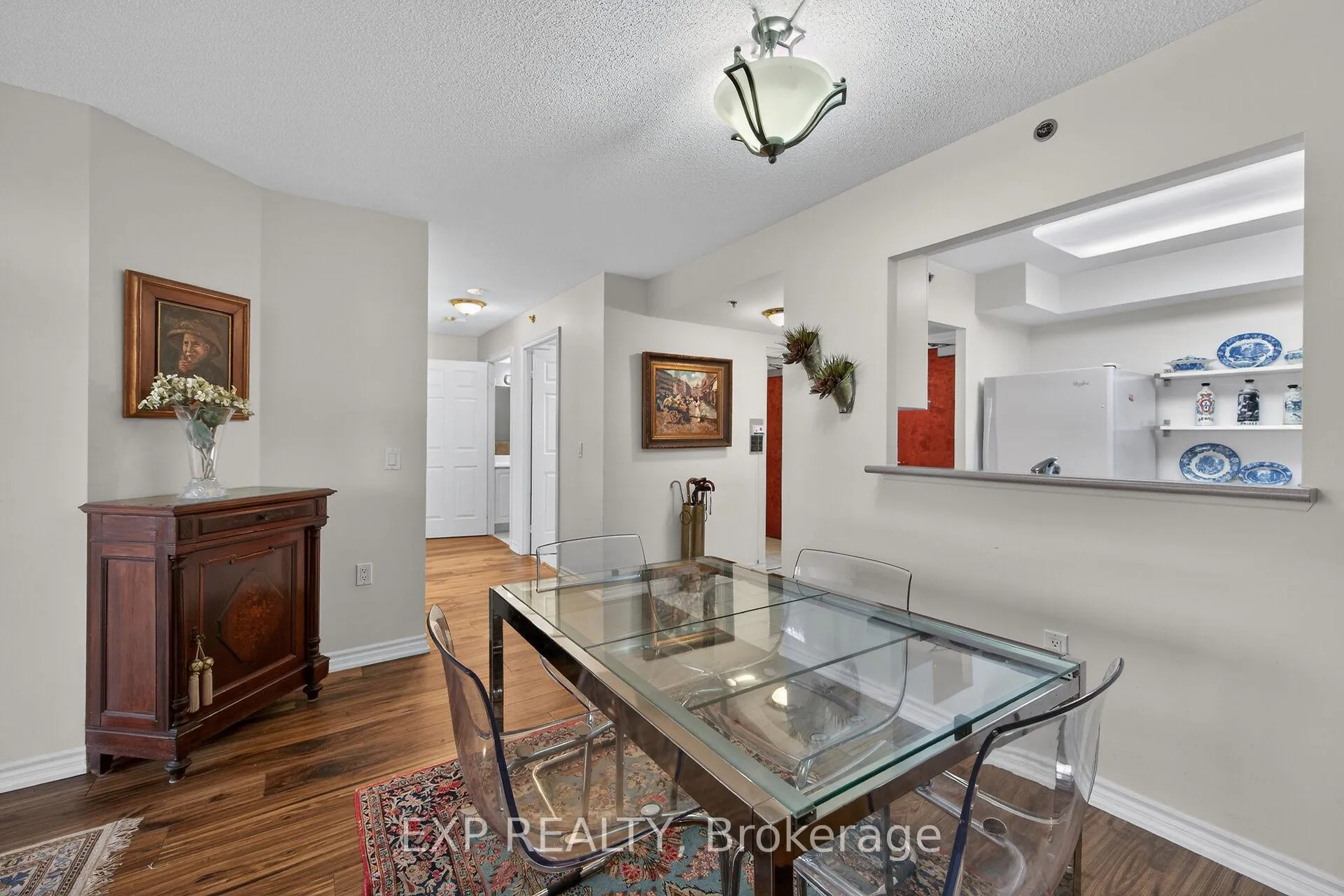 Photo 11 of Unit 1410, 100 Burloak Drive, Burlington, Appleby — HOMEH