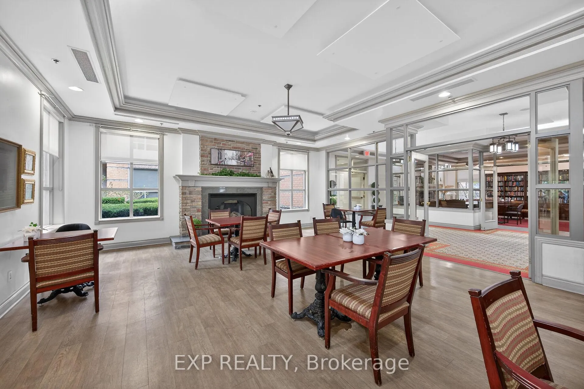 Photo 35 of Unit 1410, 100 Burloak Drive, Burlington, Appleby — HOMEH