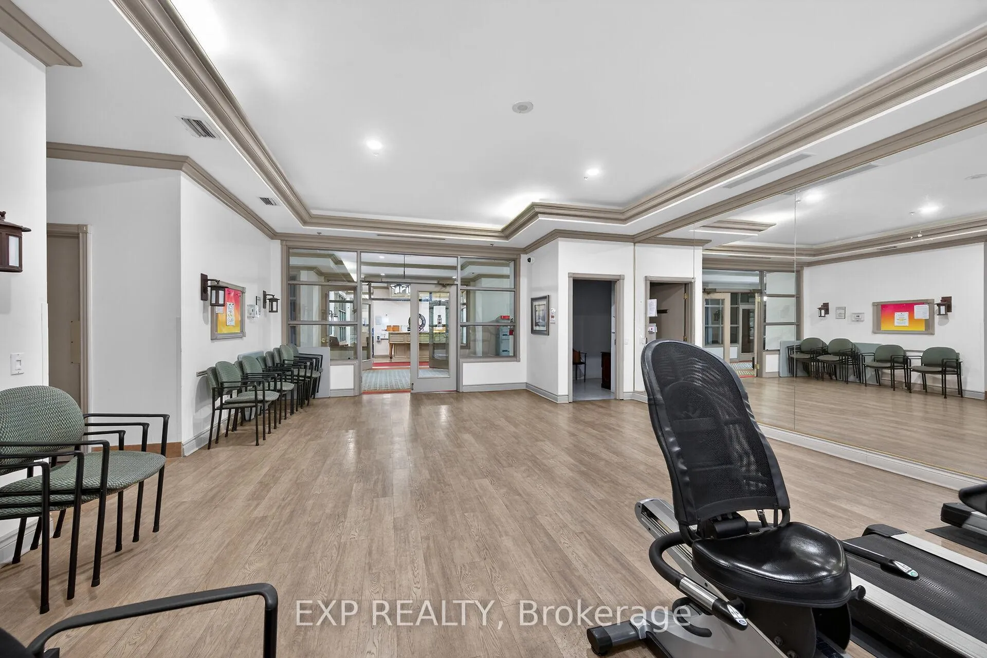 Photo 39 of Unit 1410, 100 Burloak Drive, Burlington, Appleby — HOMEH