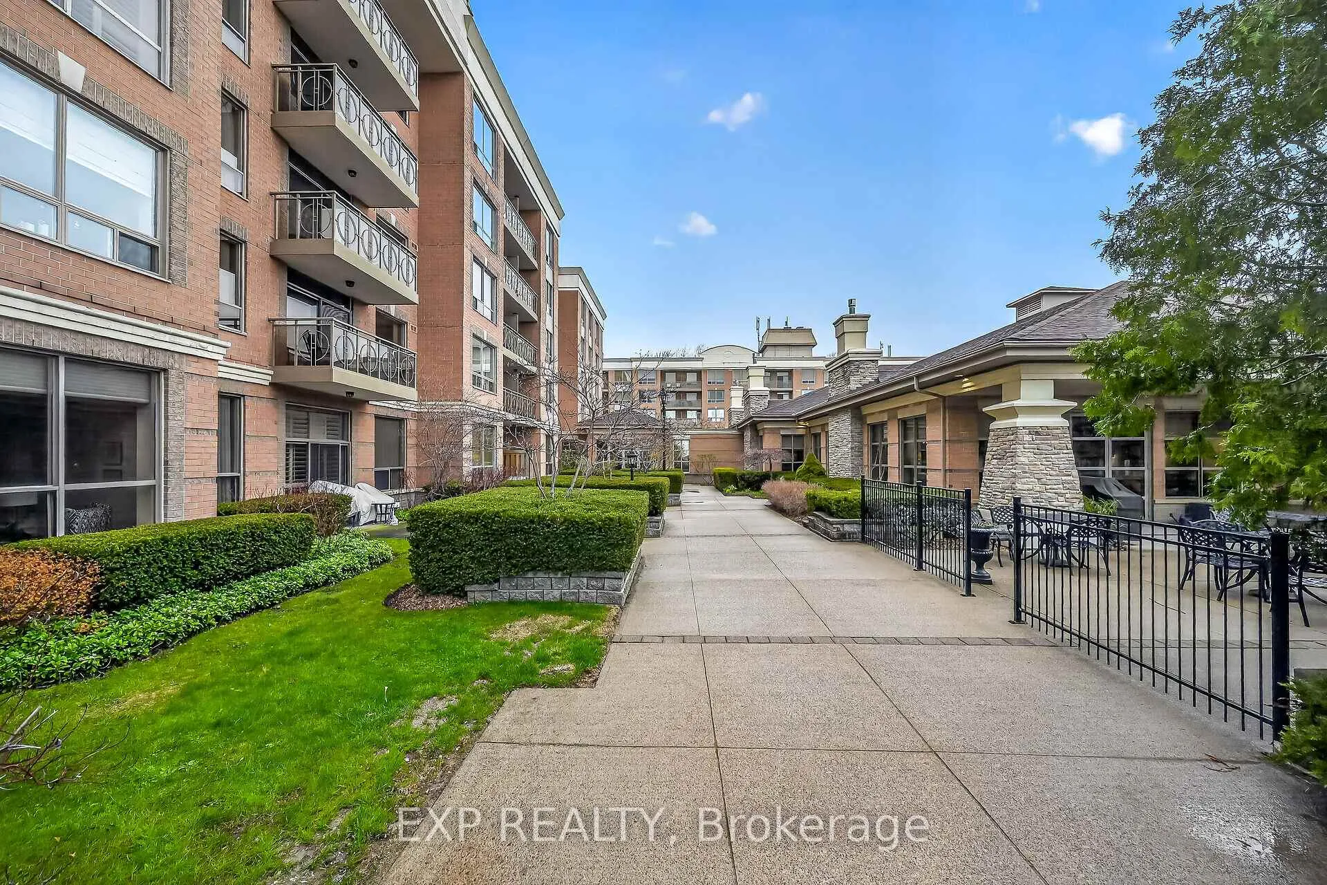 Photo 45 of Unit 1410, 100 Burloak Drive, Burlington, Appleby — HOMEH