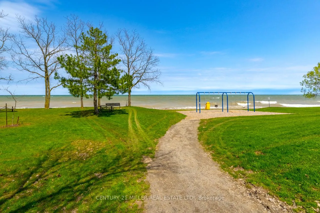 Photo 26 of 70 Morrison Crescent, Grimsby, Grimsby Beach — HOMEH