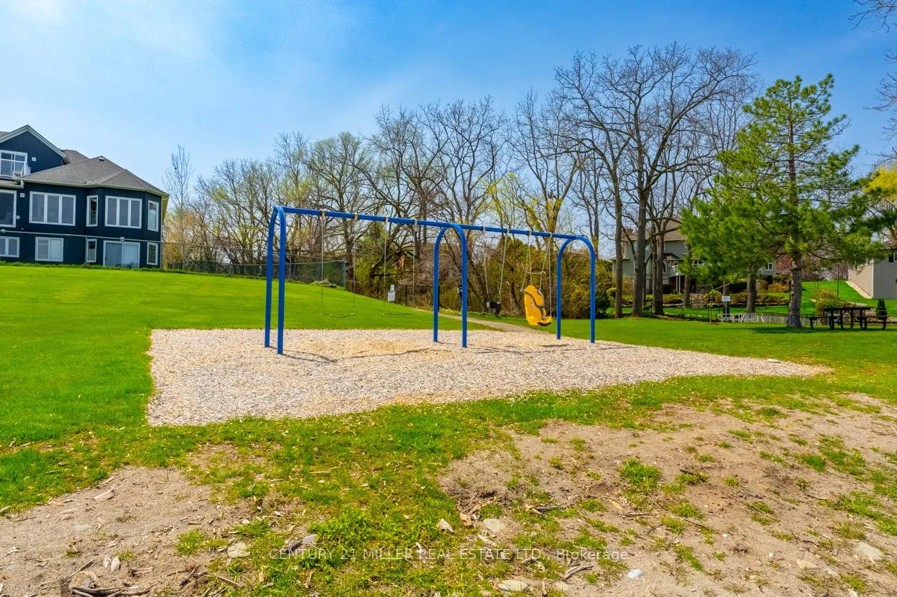 Photo 27 of 70 Morrison Crescent, Grimsby, Grimsby Beach — HOMEH