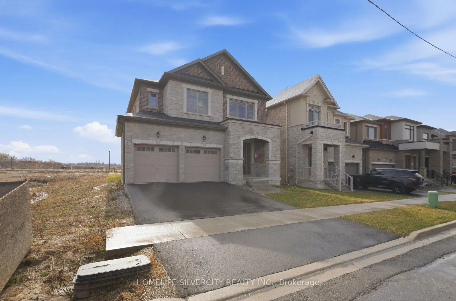 Photo 2 of 1 Dore Drive, Brantford — HOMEH