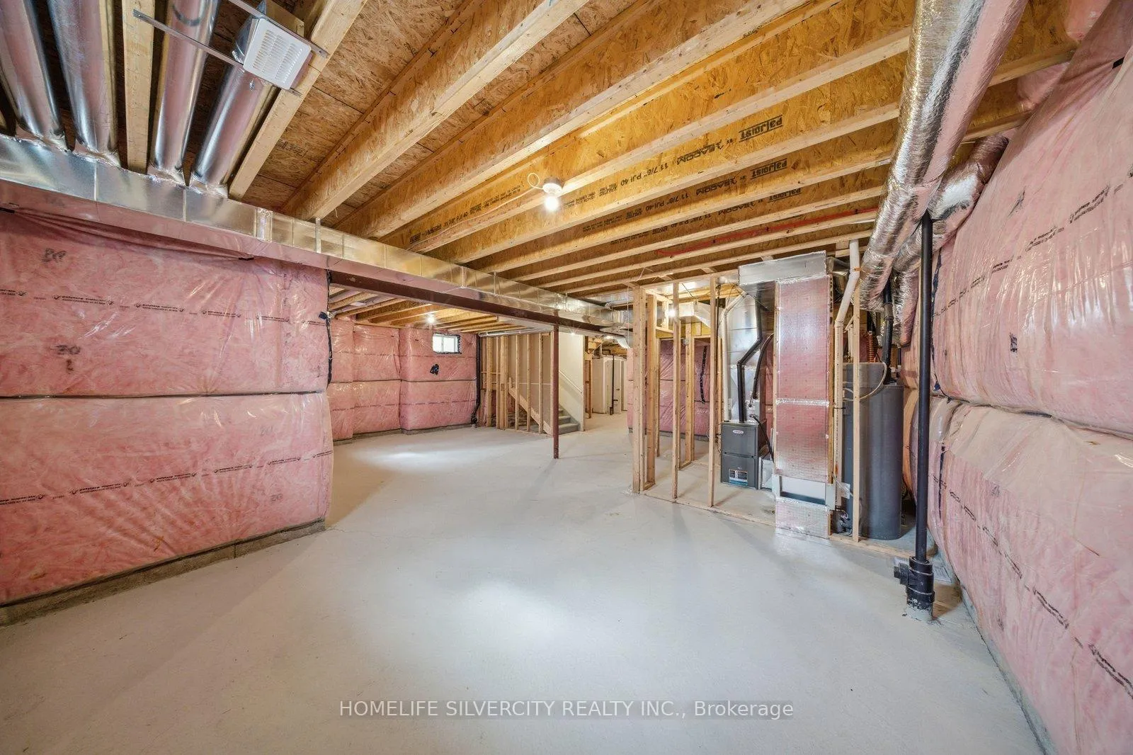 Photo 38 of 1 Dore Drive, Brantford — HOMEH