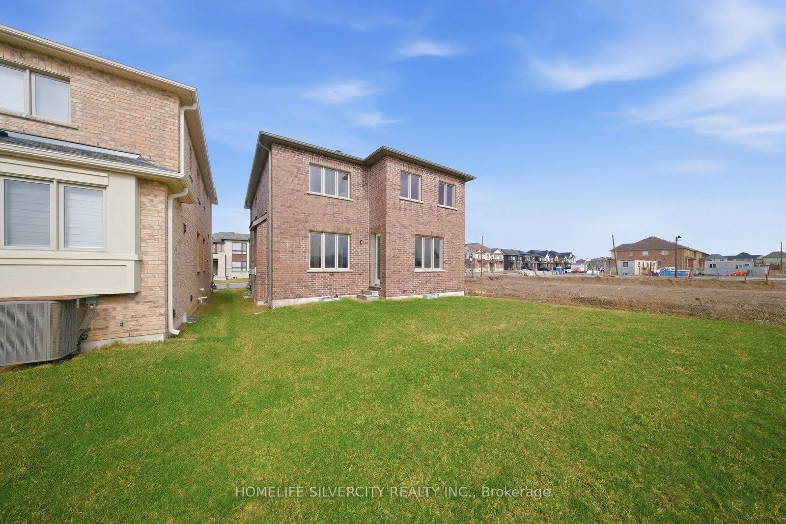 Photo 41 of 1 Dore Drive, Brantford — HOMEH