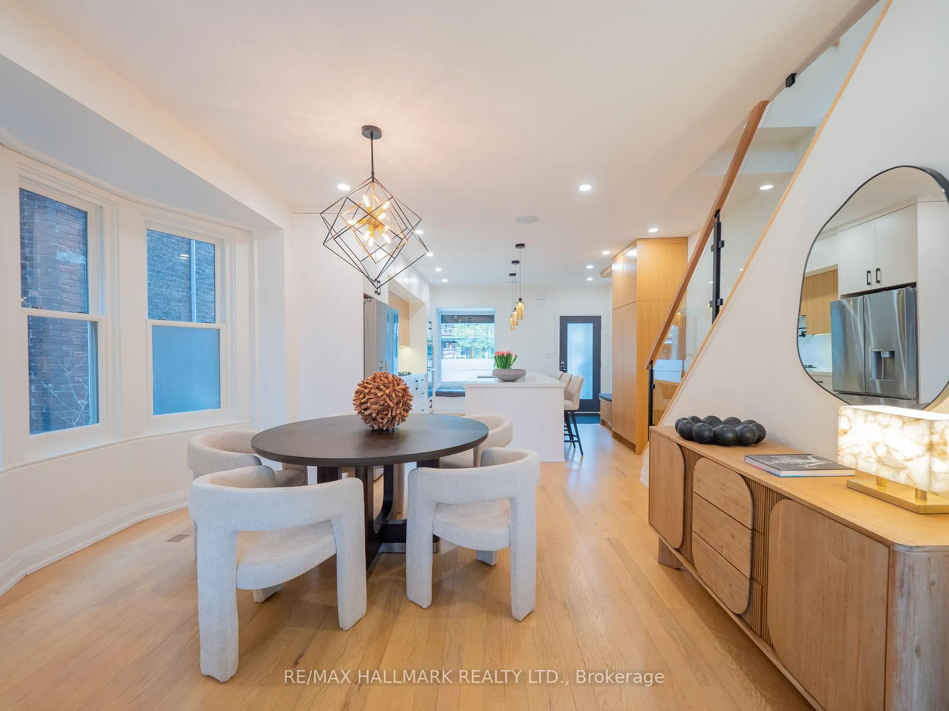 Photo 8 of 5 Ravina Crescent, Toronto, Blake-Jones — HOMEH