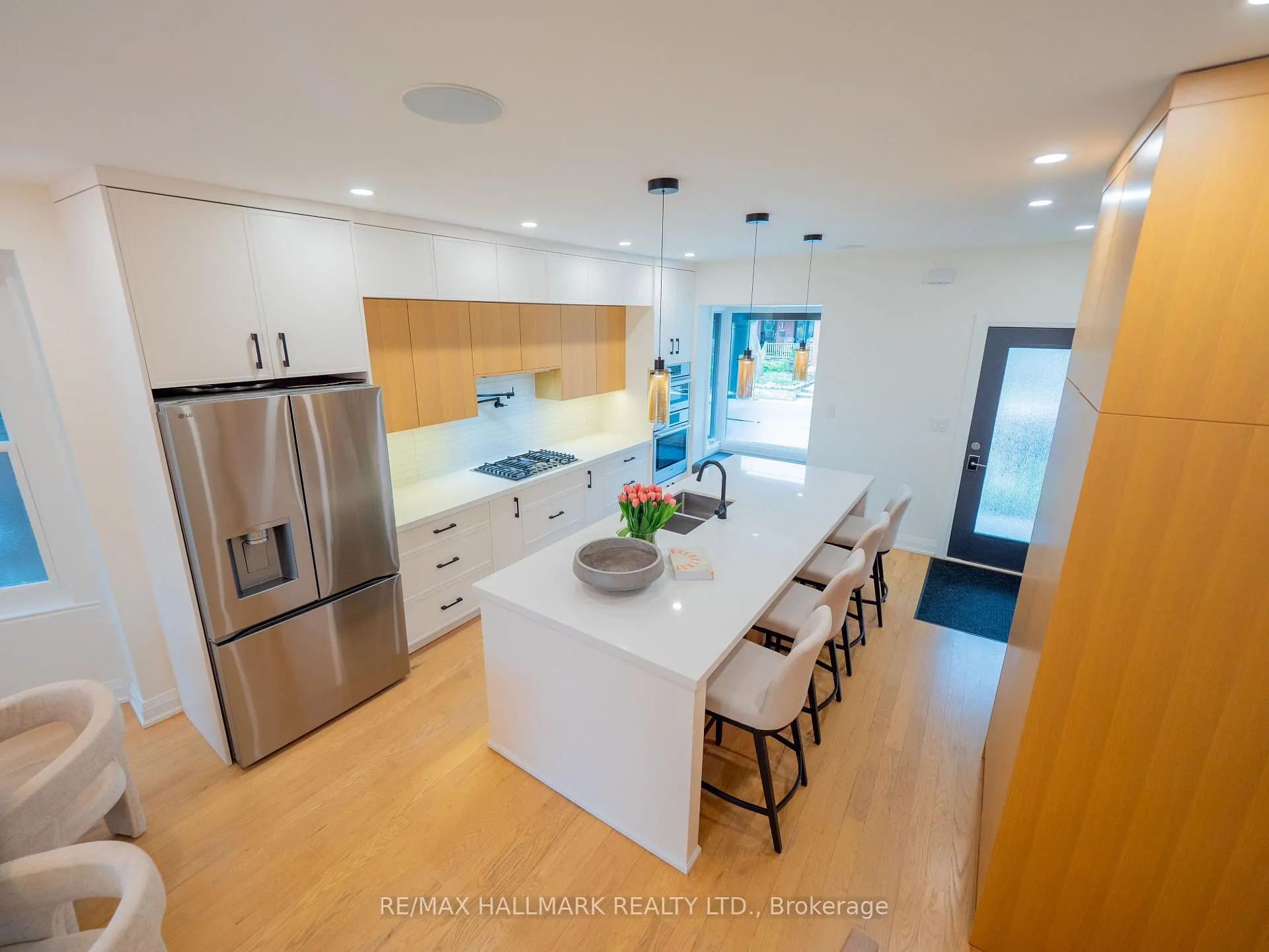 Photo 14 of 5 Ravina Crescent, Toronto, Blake-Jones — HOMEH