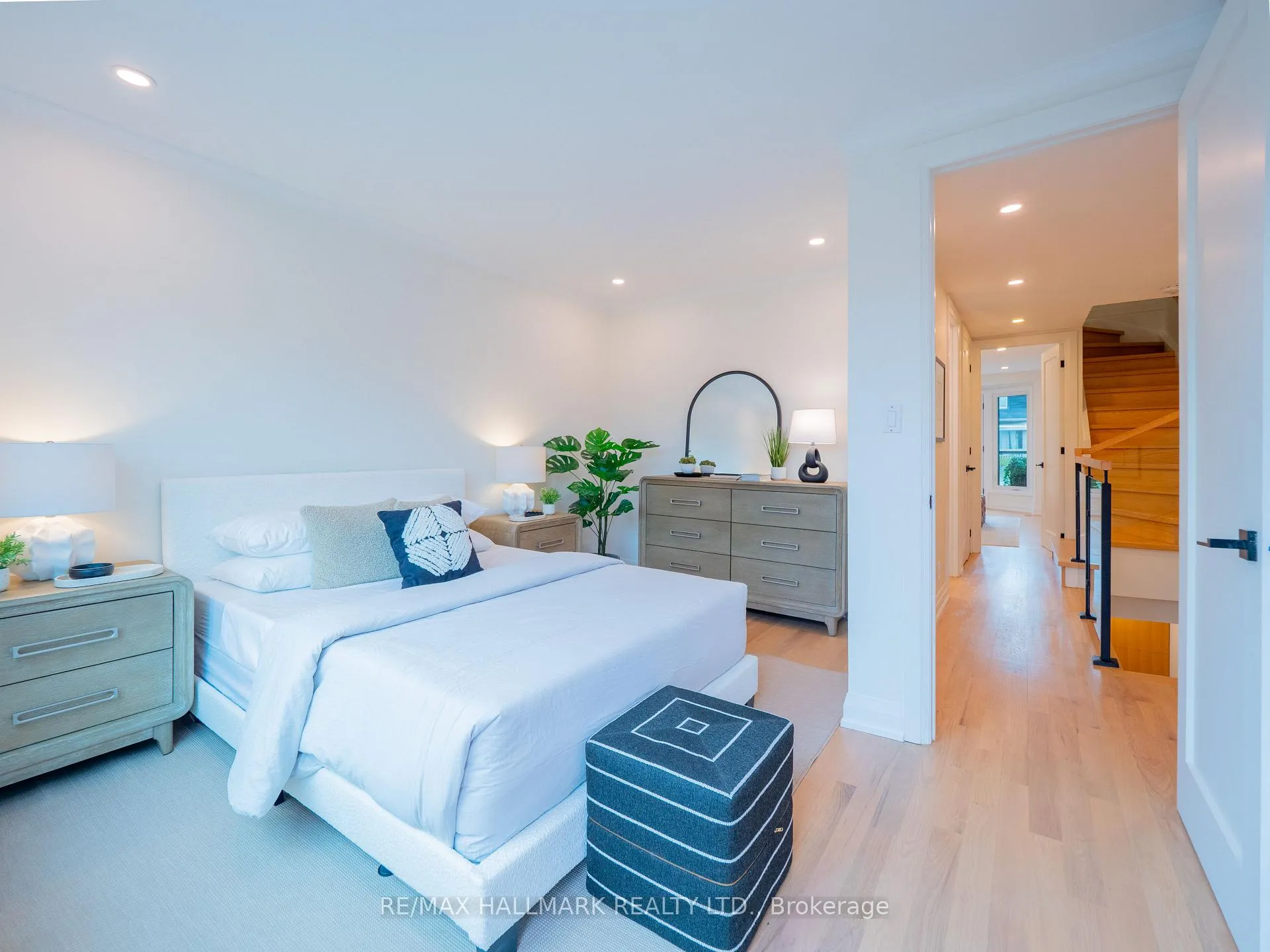 Photo 20 of 5 Ravina Crescent, Toronto, Blake-Jones — HOMEH