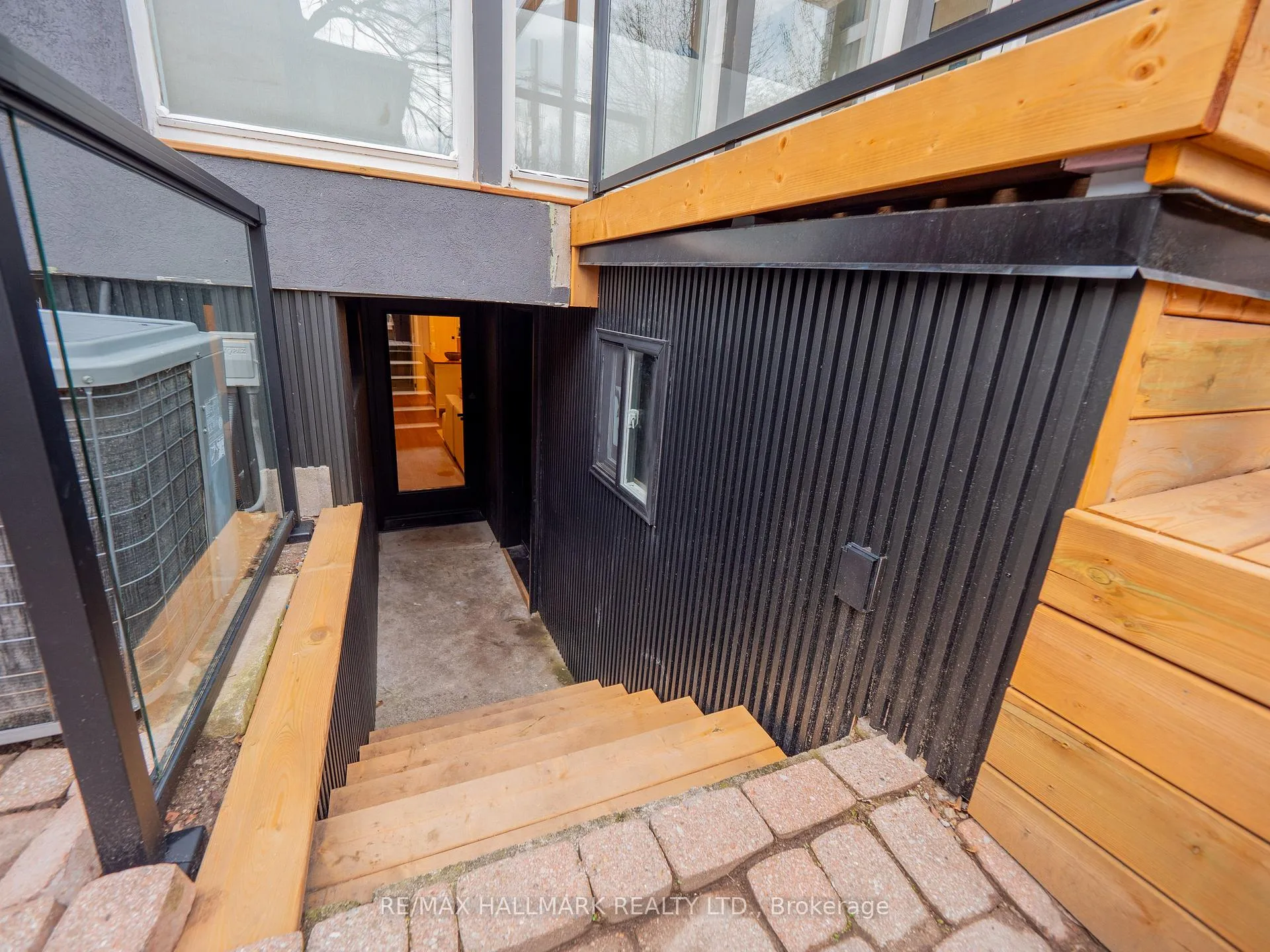 Photo 48 of 5 Ravina Crescent, Toronto, Blake-Jones — HOMEH