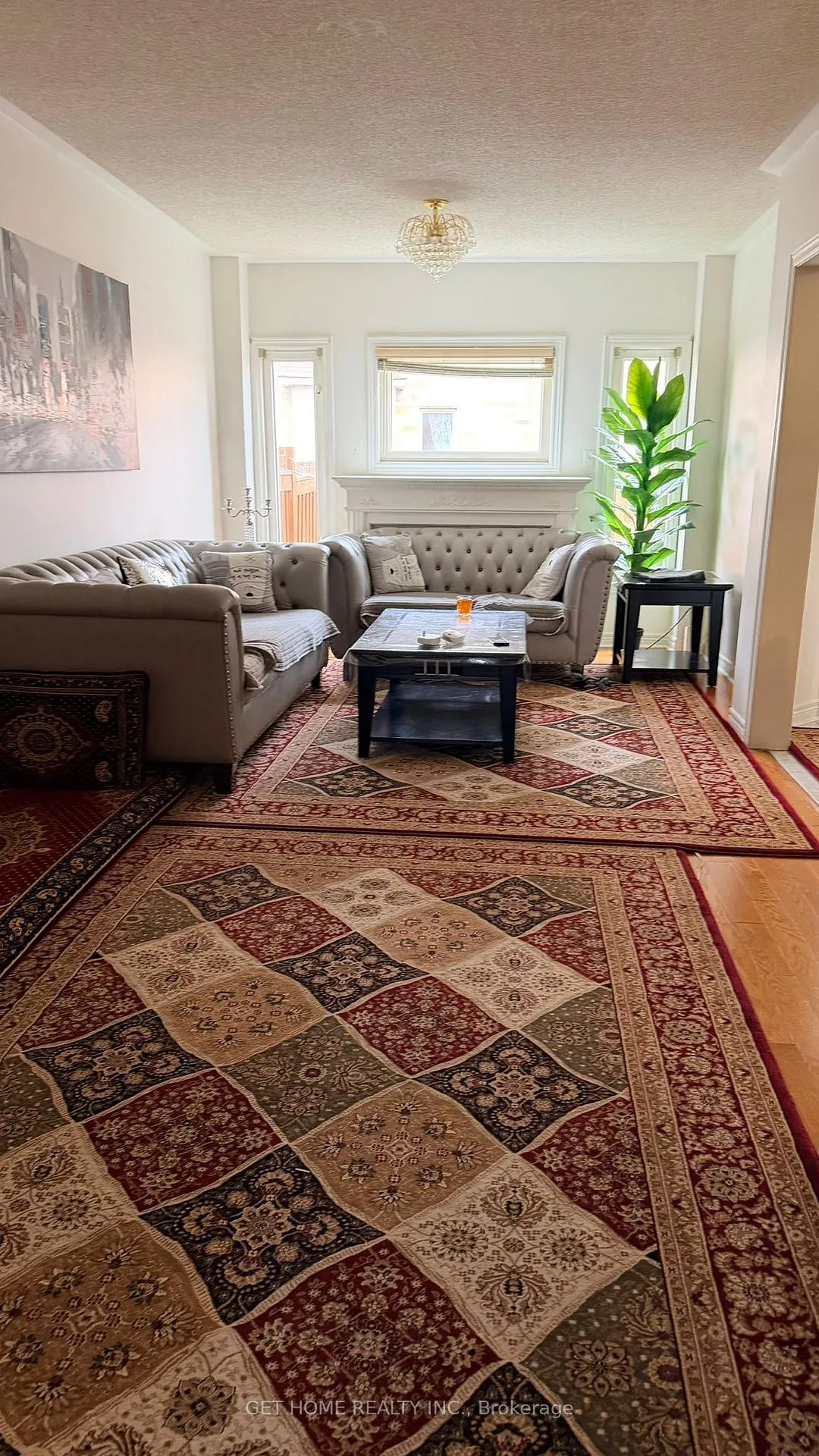 Photo 7 of 147 Foxchase Avenue W, Vaughan, East Woodbridge — HOMEH