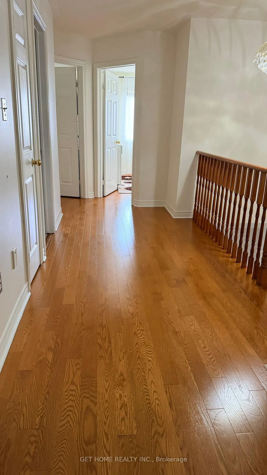 Photo 9 of 147 Foxchase Avenue W, Vaughan, East Woodbridge — HOMEH