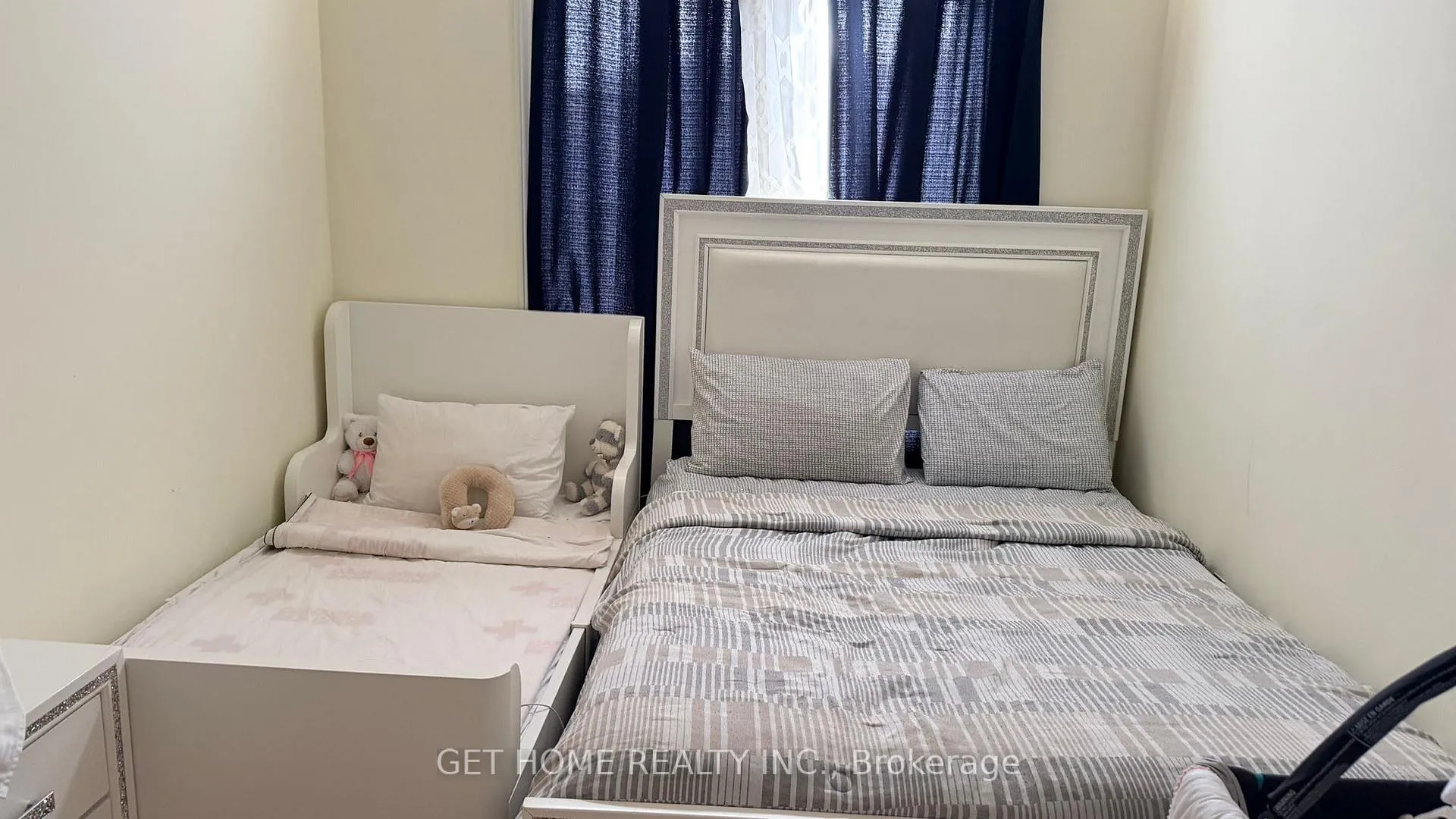 Photo 13 of 147 Foxchase Avenue W, Vaughan, East Woodbridge — HOMEH