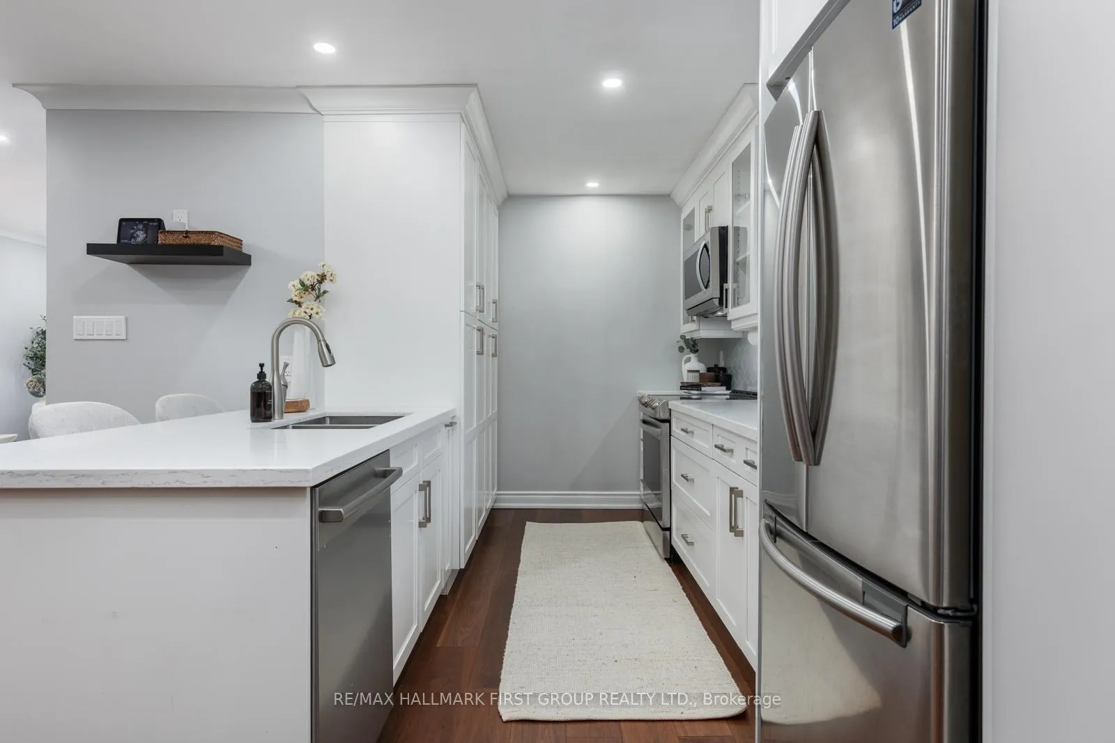 Photo 11 of 54 Hialeah Crescent, Whitby, Blue Grass Meadows — HOMEH