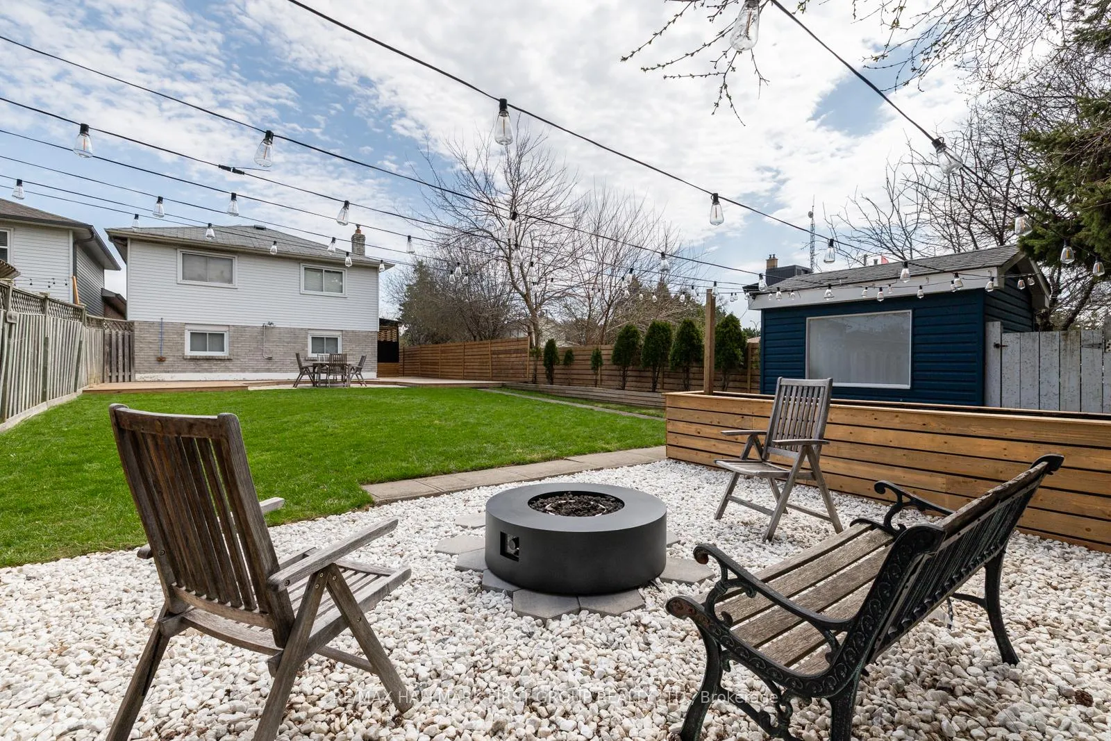 Photo 43 of 54 Hialeah Crescent, Whitby, Blue Grass Meadows — HOMEH