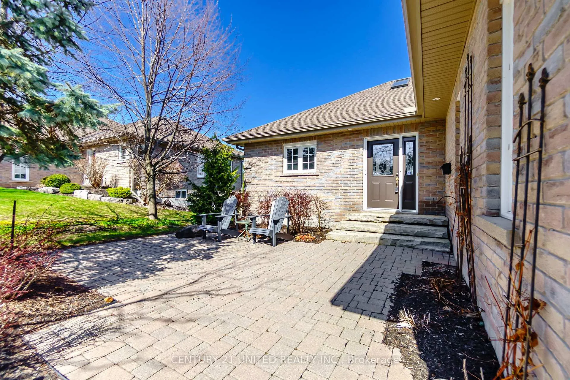 Photo 3 of Unit 14, 301 Carnegie Avenue, Peterborough, Northcrest Ward 5 — HOMEH