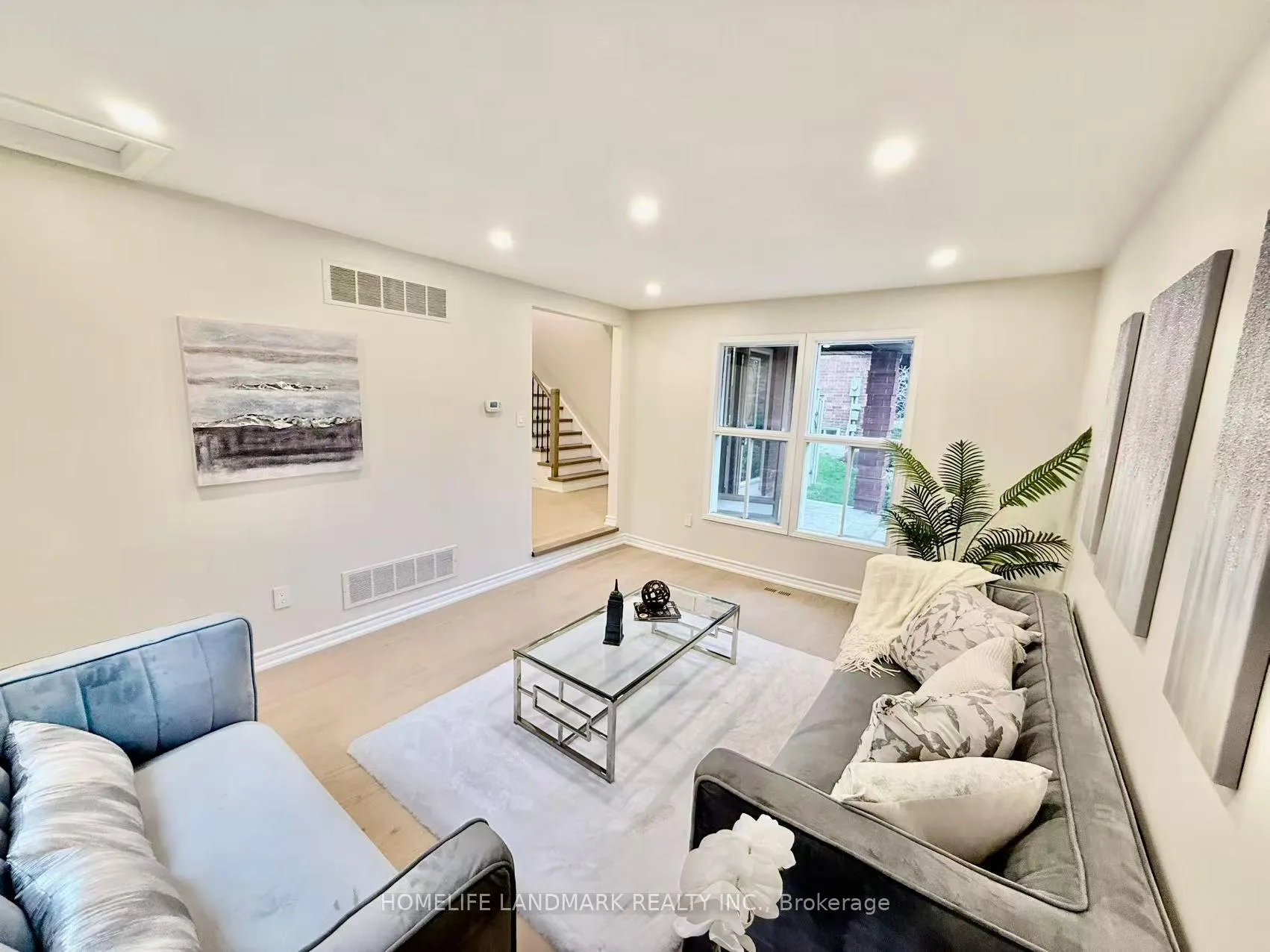 Photo 2 of 23 Coulton Court, Whitby, Blue Grass Meadows — HOMEH