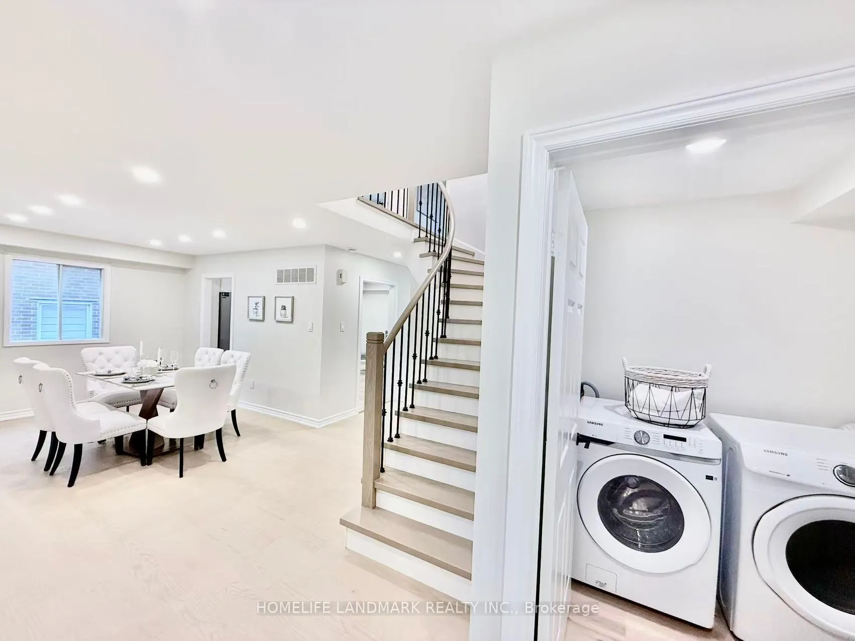 Photo 3 of 23 Coulton Court, Whitby, Blue Grass Meadows — HOMEH