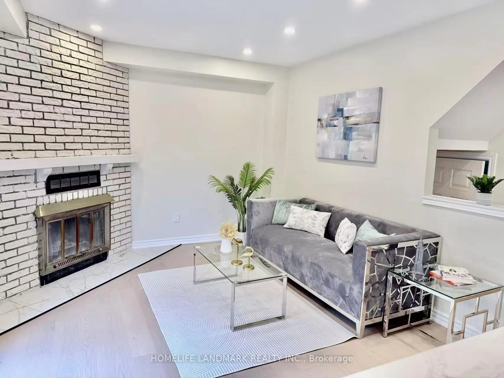 Photo 5 of 23 Coulton Court, Whitby, Blue Grass Meadows — HOMEH