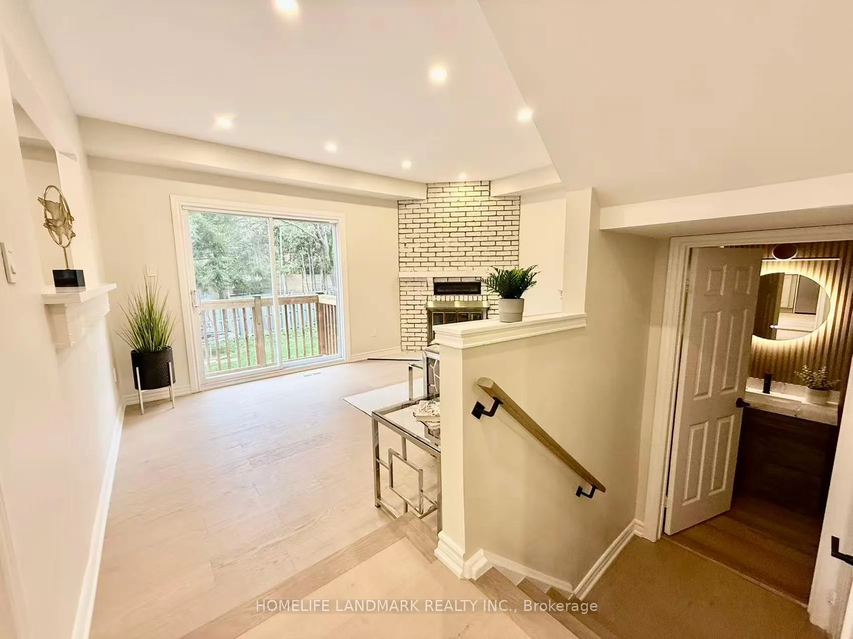 Photo 7 of 23 Coulton Court, Whitby, Blue Grass Meadows — HOMEH