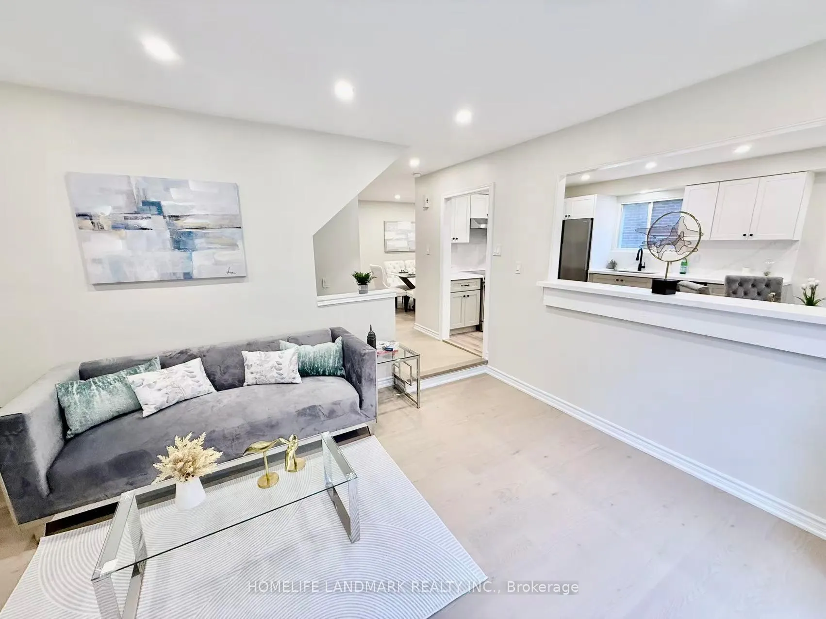 Photo 10 of 23 Coulton Court, Whitby, Blue Grass Meadows — HOMEH