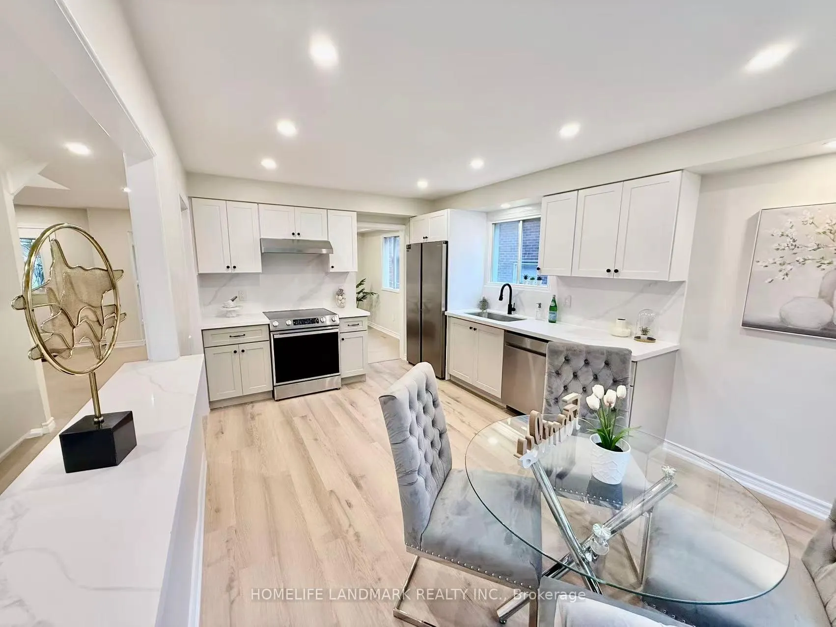 Photo 13 of 23 Coulton Court, Whitby, Blue Grass Meadows — HOMEH